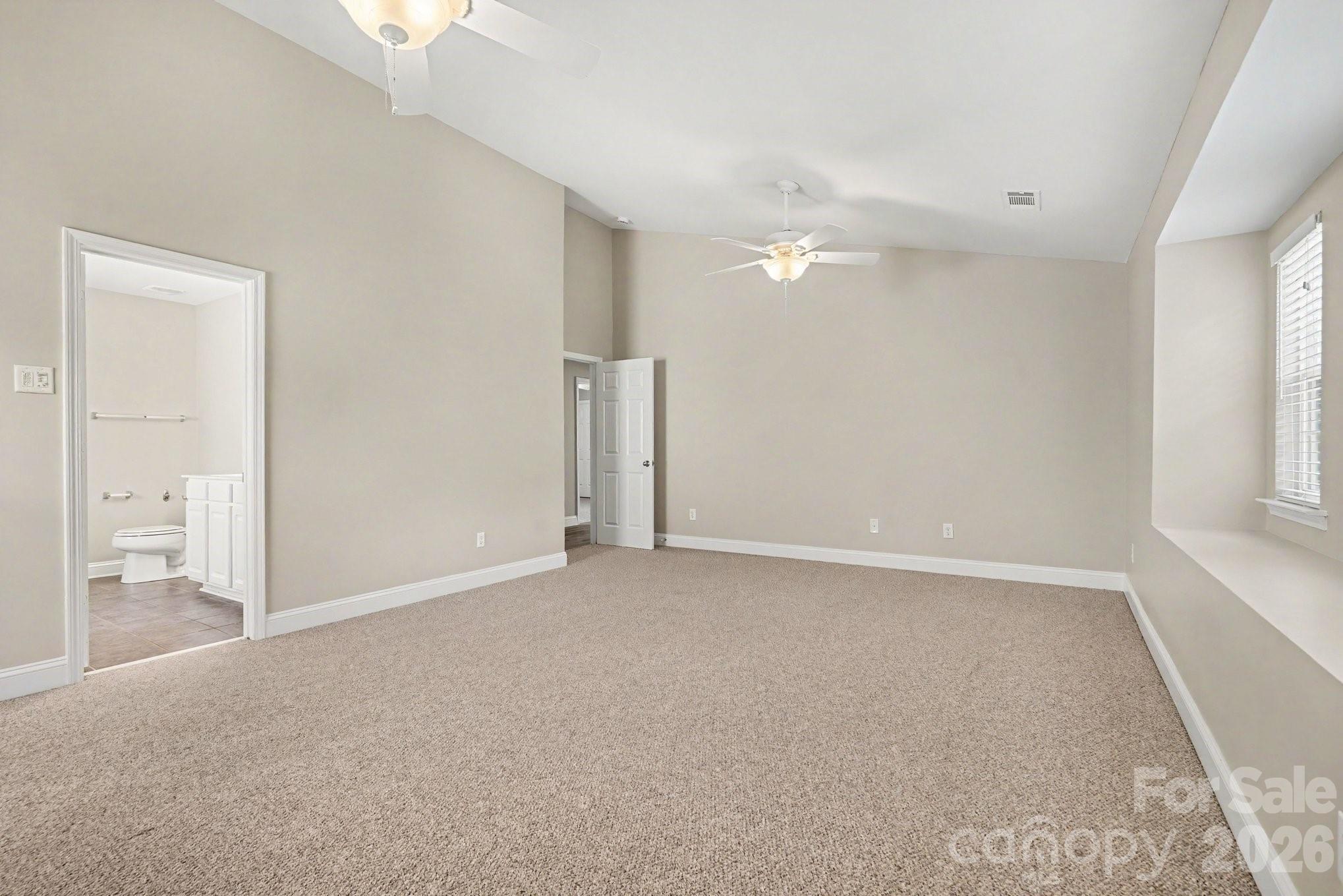 9228 Seamill Road Property Photo 18