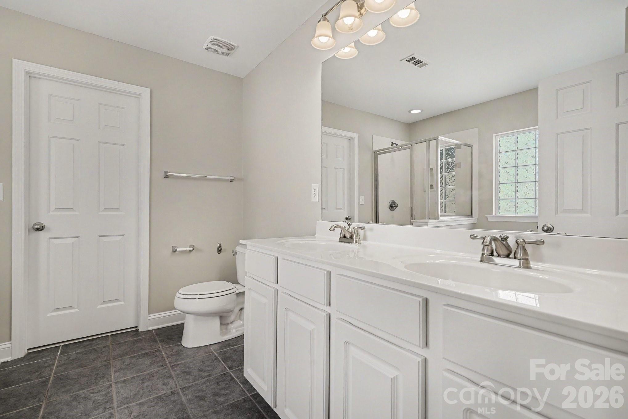 9228 Seamill Road Property Photo 19