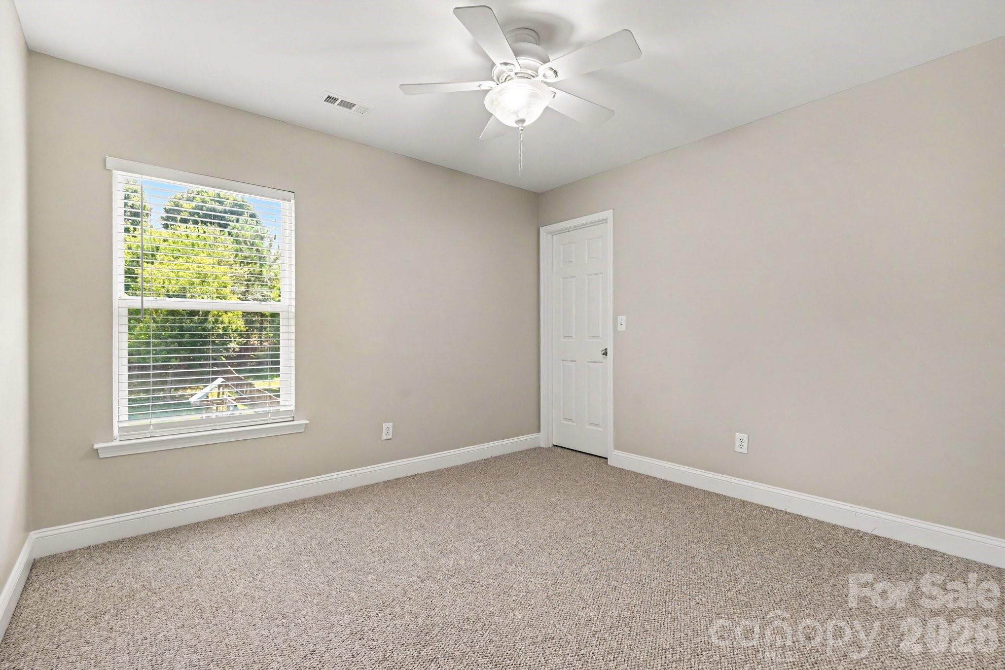 9228 Seamill Road Property Photo 22