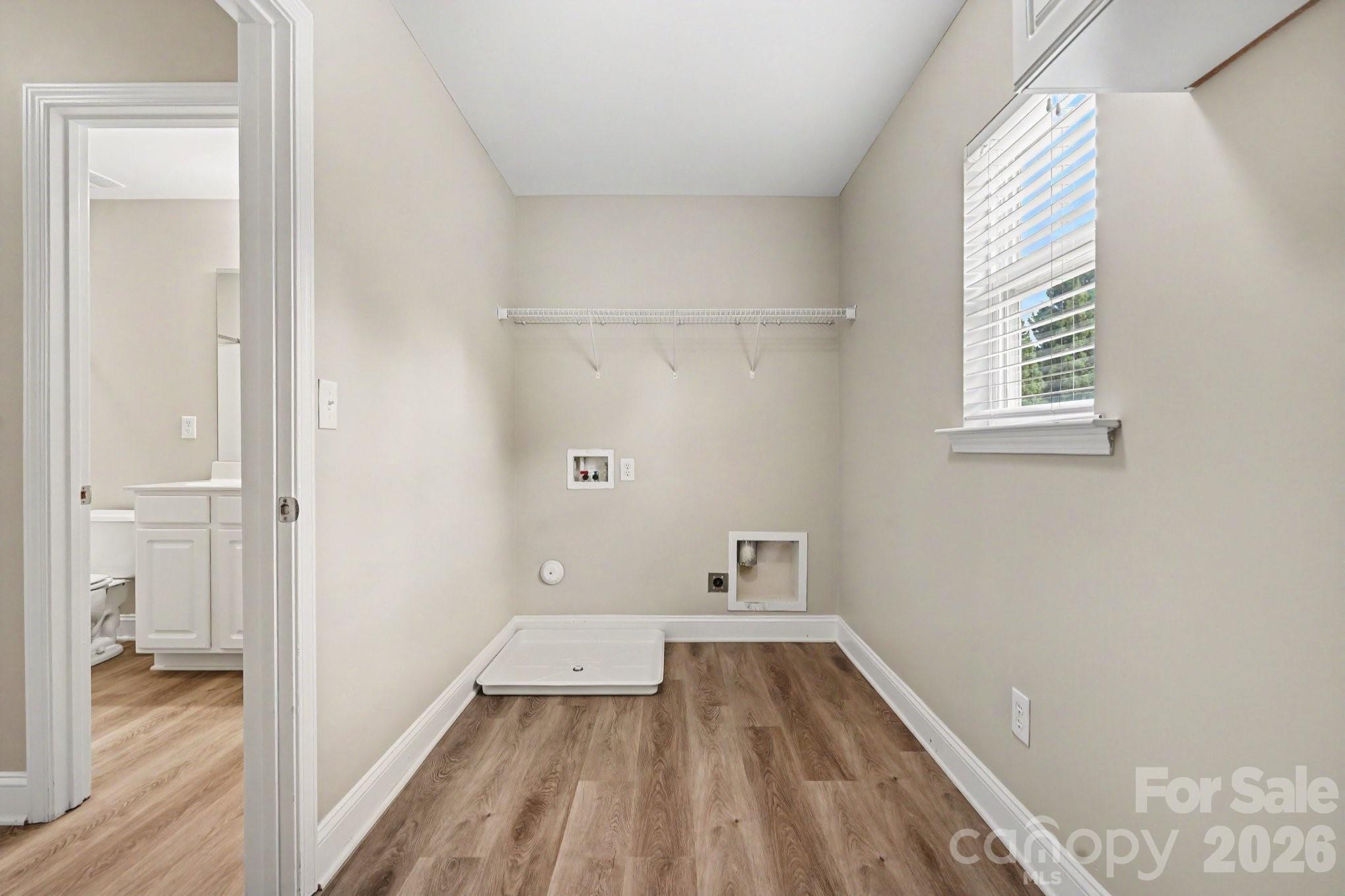 9228 Seamill Road Property Photo 24