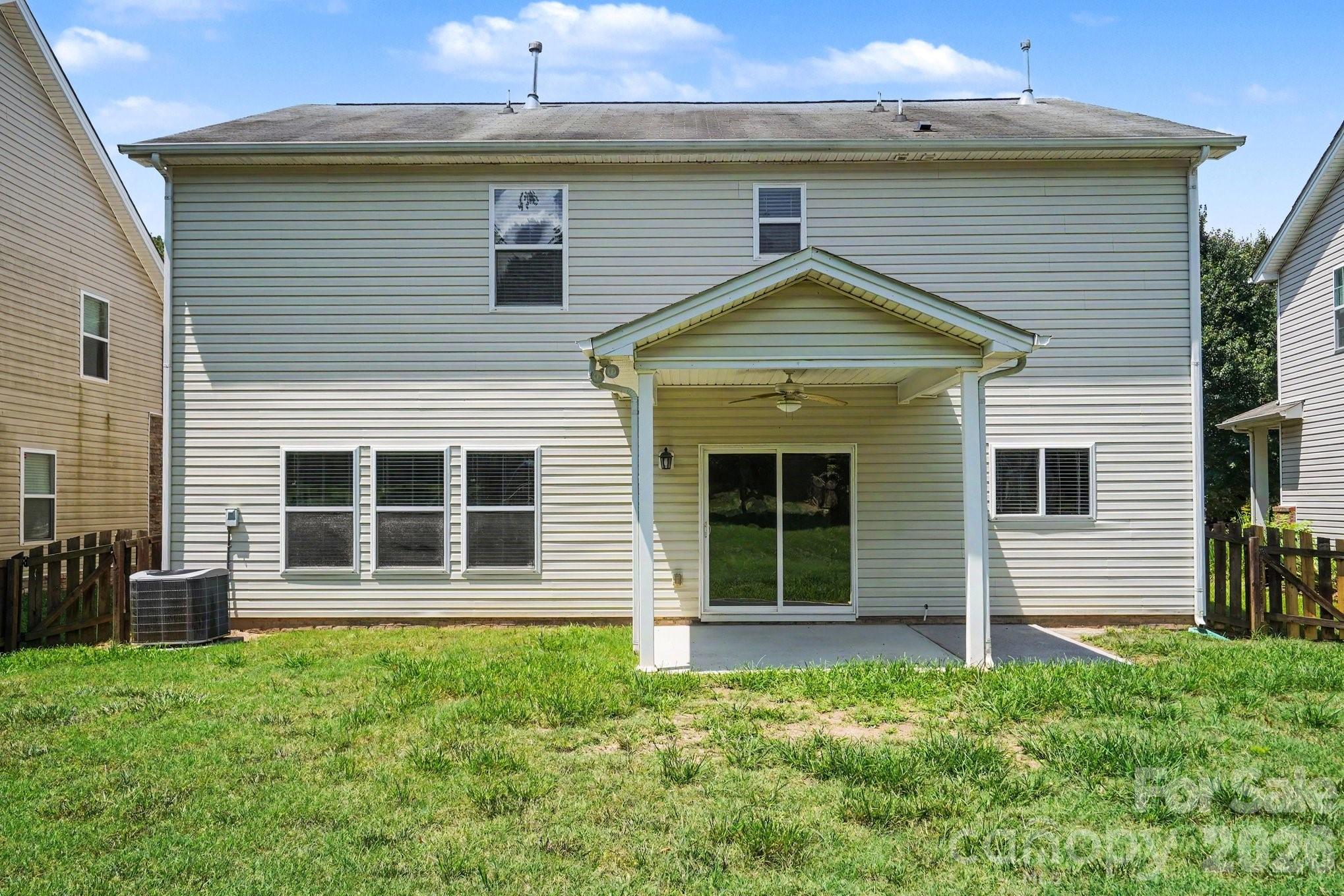 9228 Seamill Road Property Photo 28