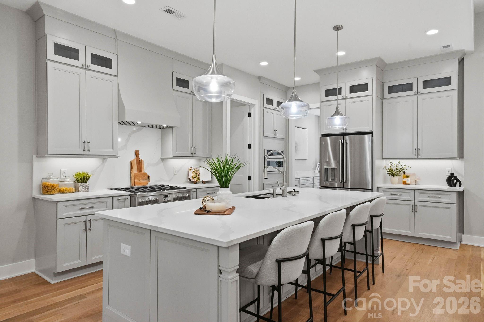 4028 Spindrift Cove Drive Property Photo 3