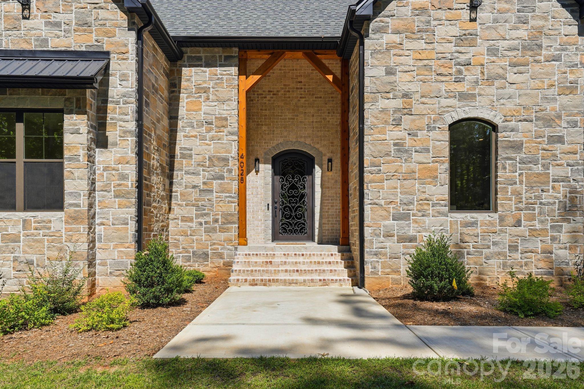 4028 Spindrift Cove Drive Property Photo 10