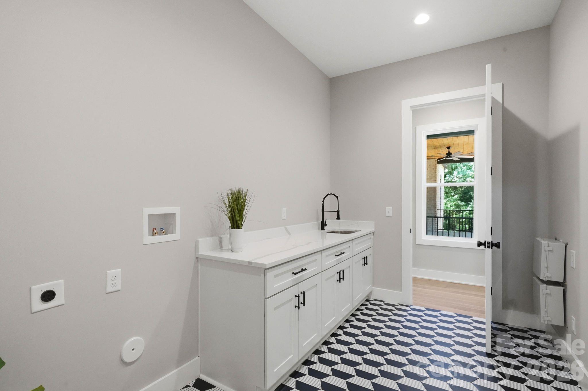 4028 Spindrift Cove Drive Property Photo 32