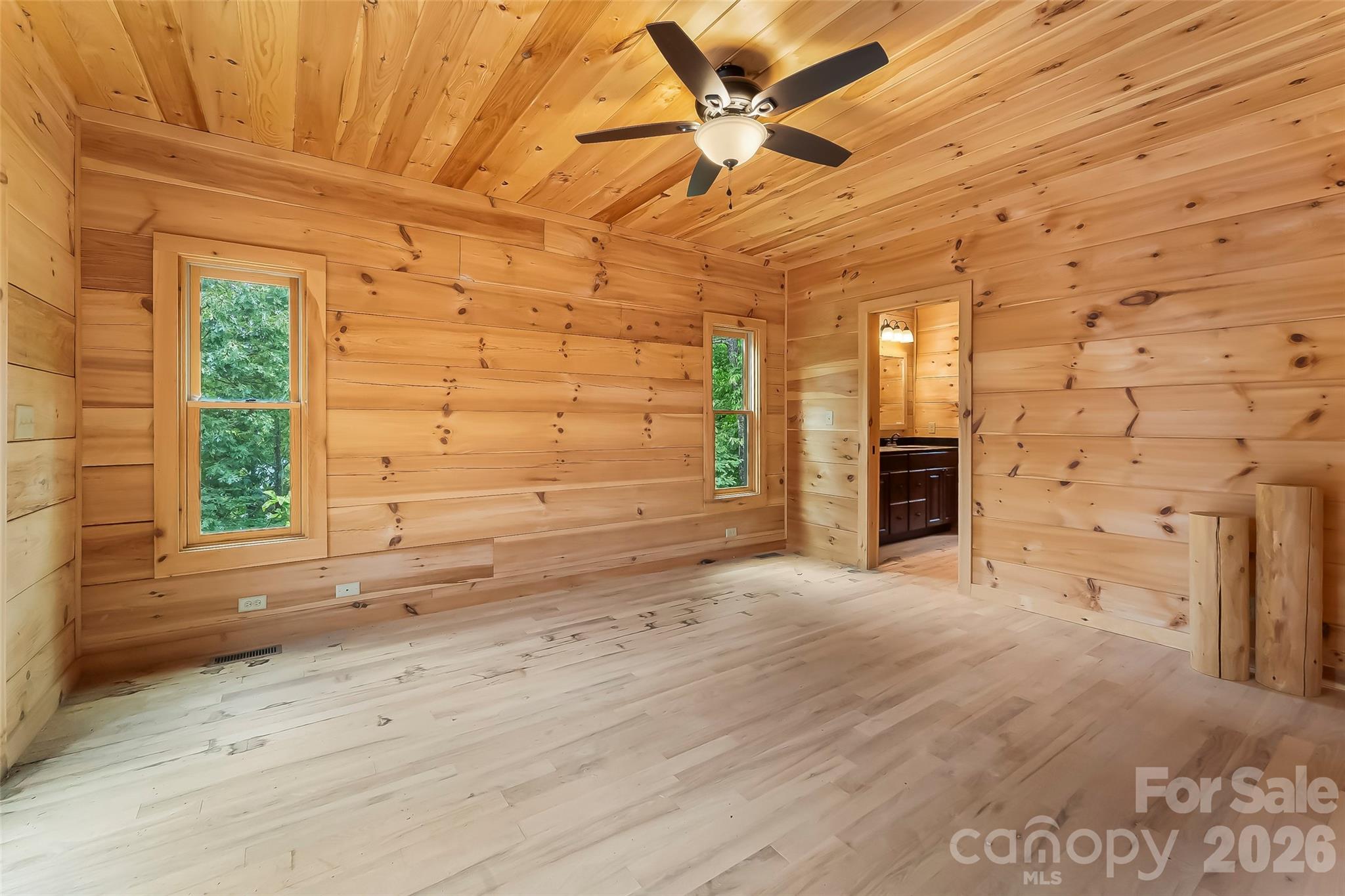266 Potomac Falls Drive Property Photo 13