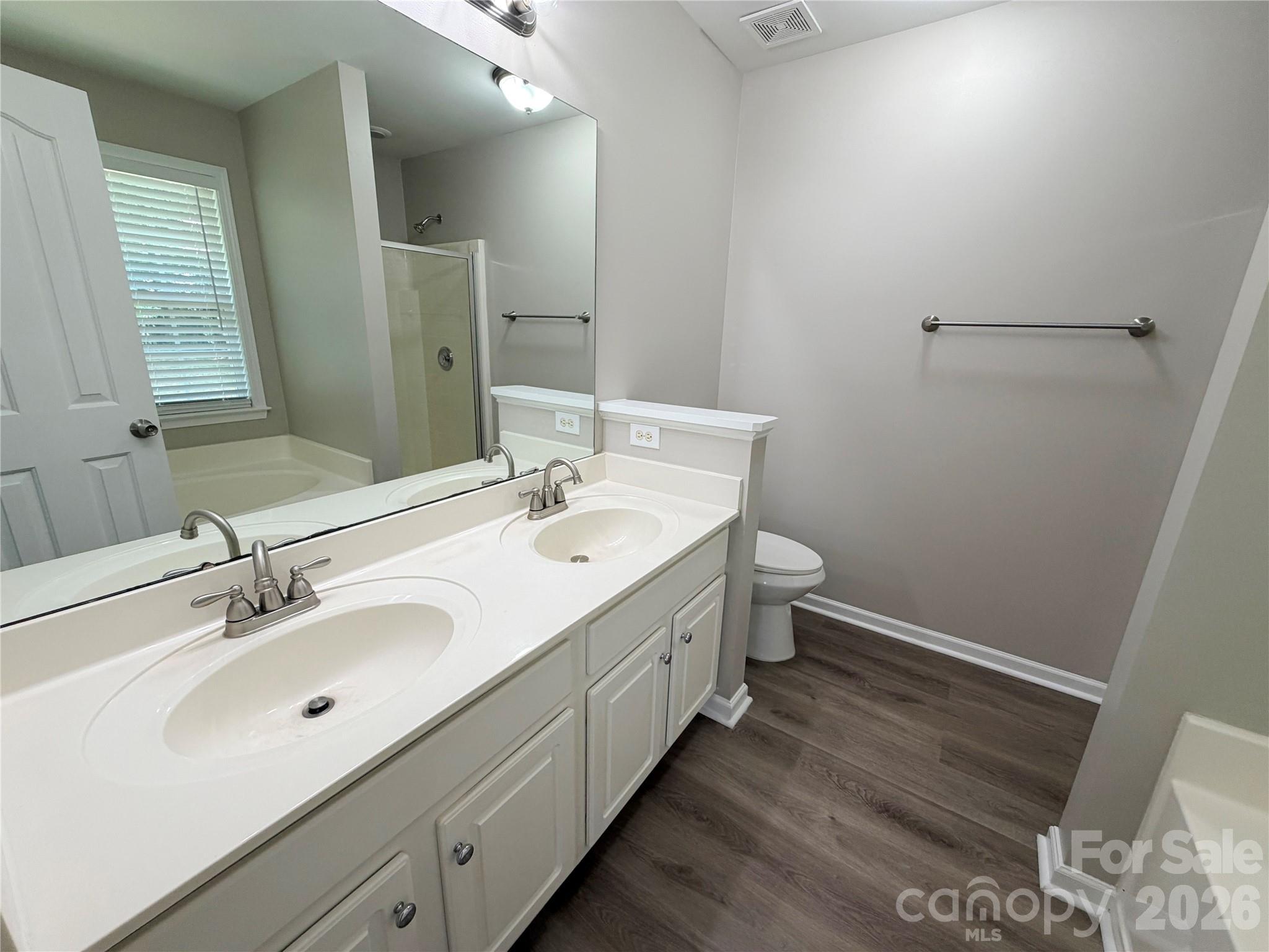 15035 Annan Court Property Photo 17