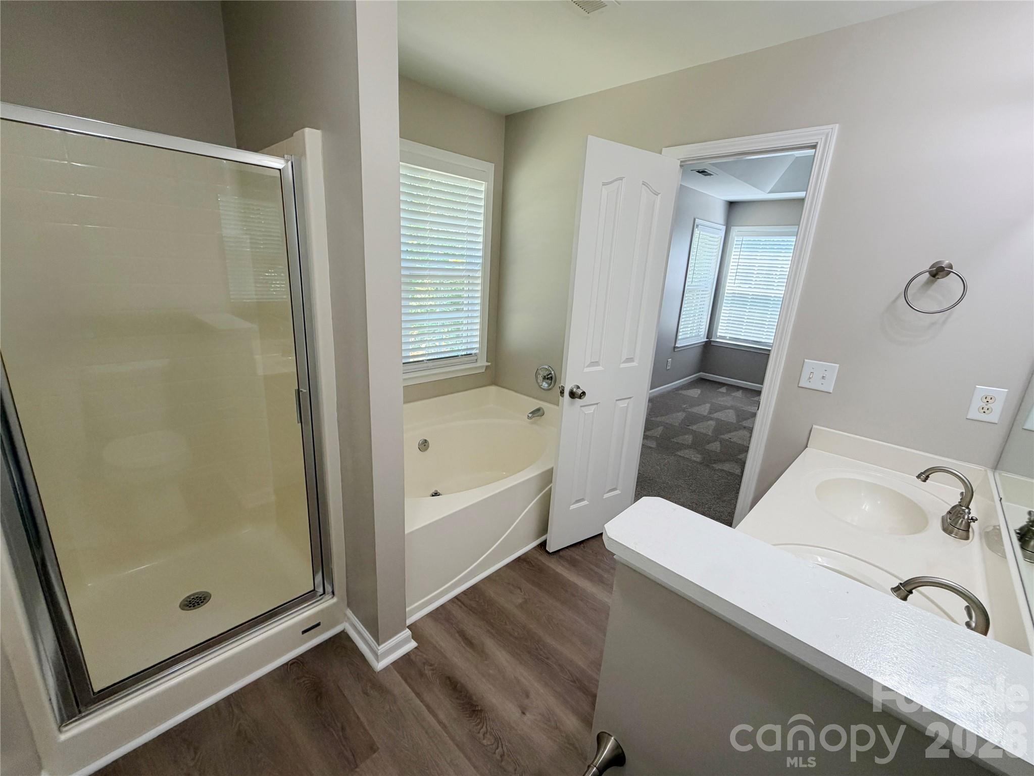 15035 Annan Court Property Photo 18