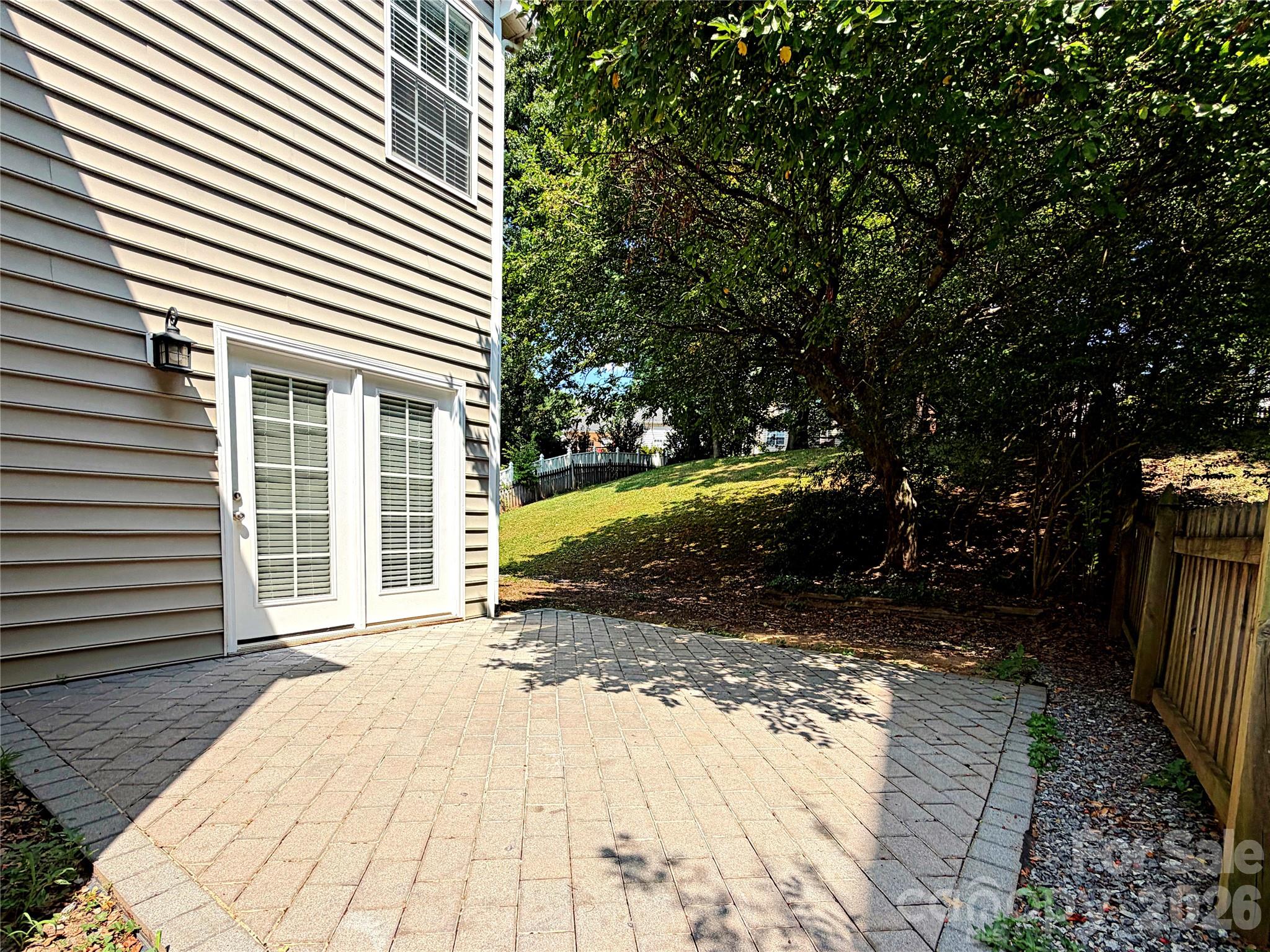 15035 Annan Court Property Photo 24