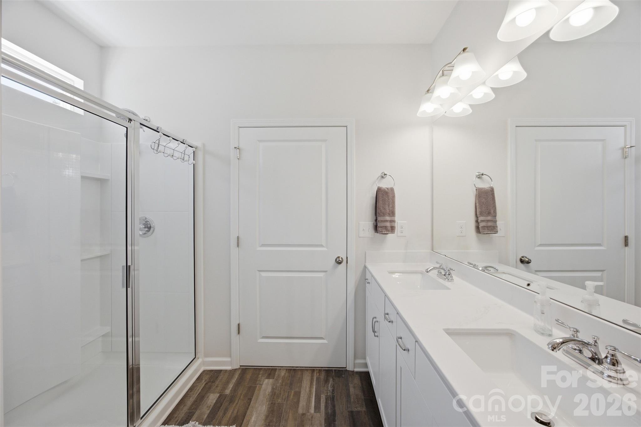 2943 Parkwest Drive Property Photo 15