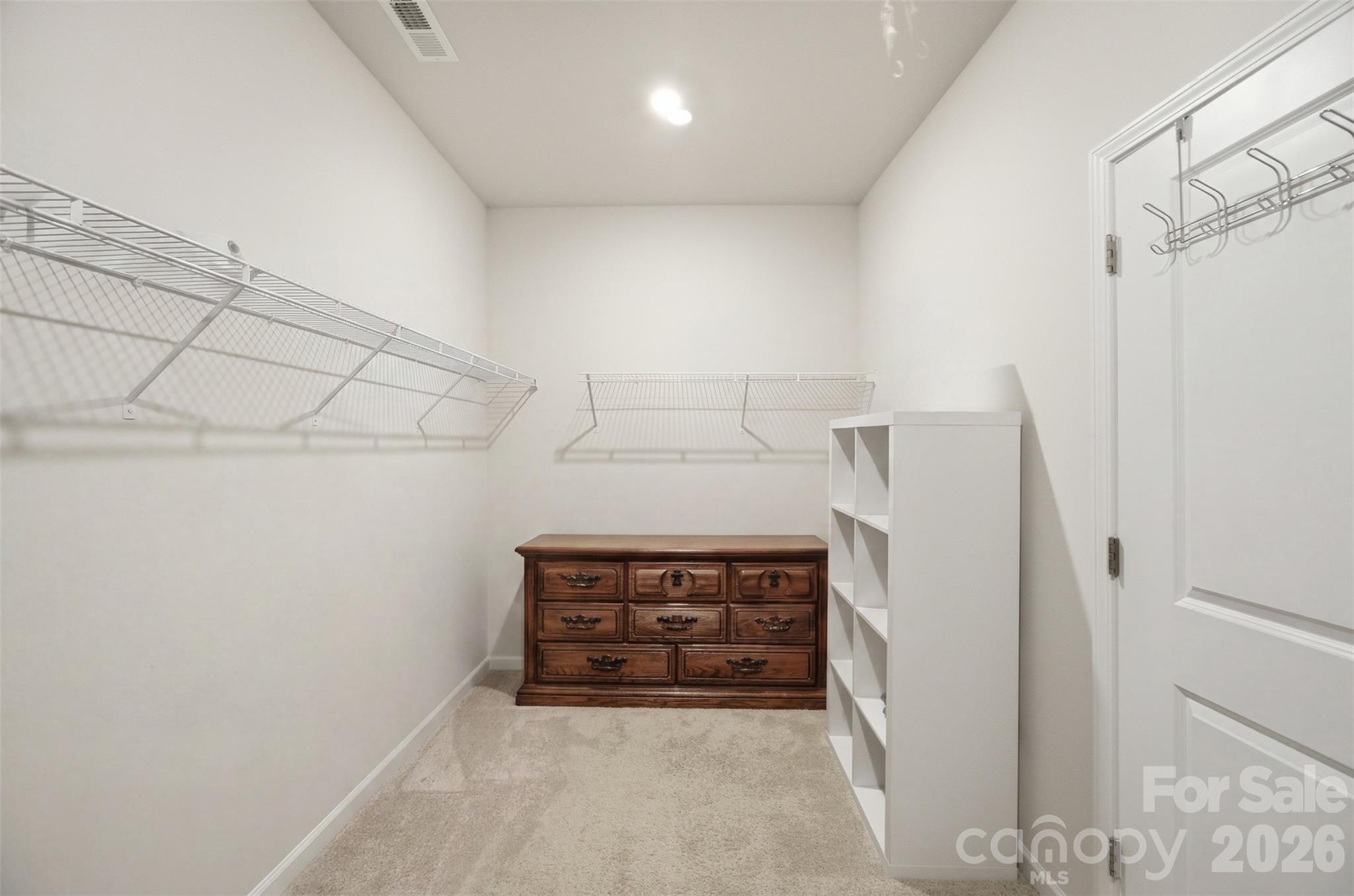 2943 Parkwest Drive Property Photo 17