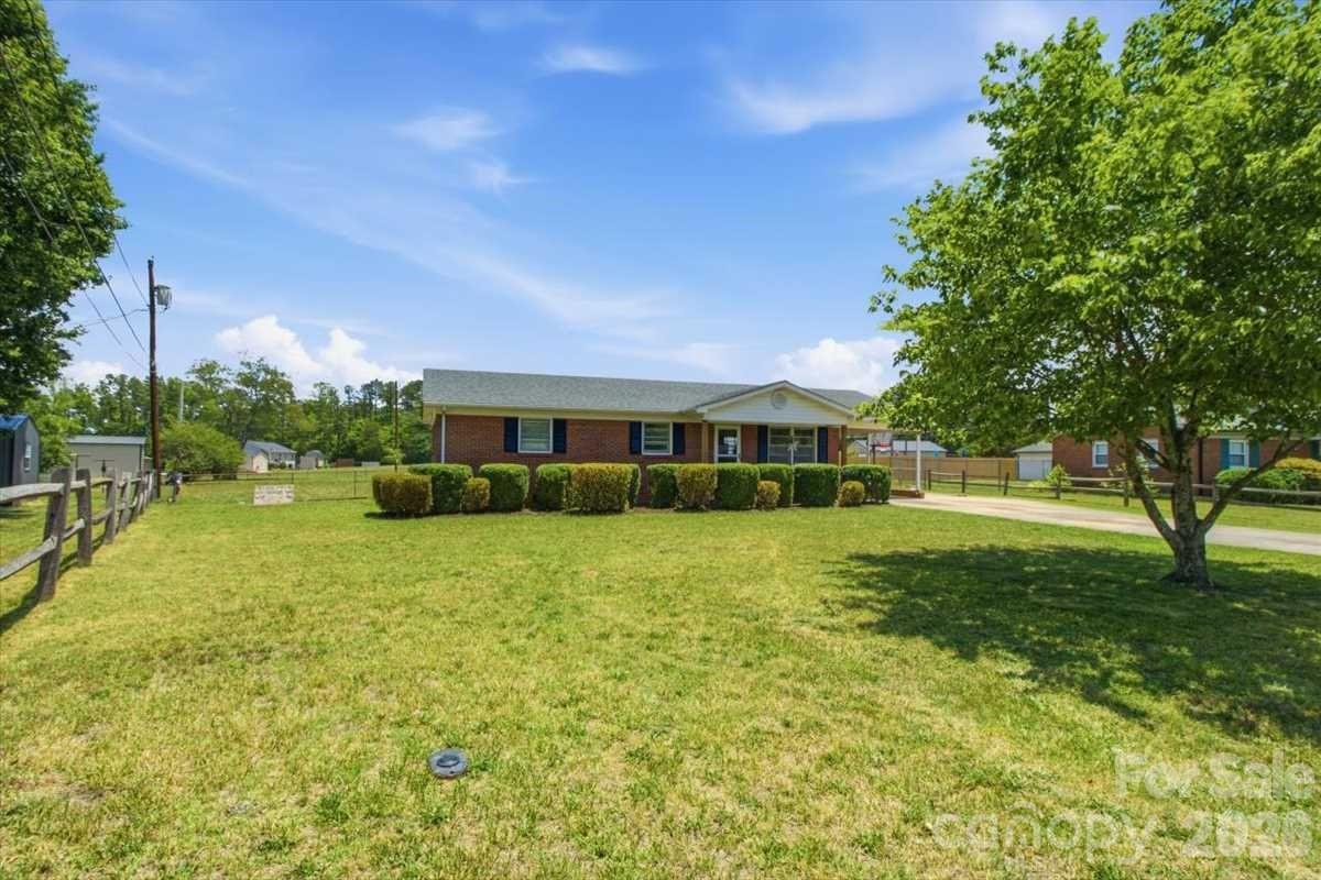 990 Colonial Drive Property Photo 25