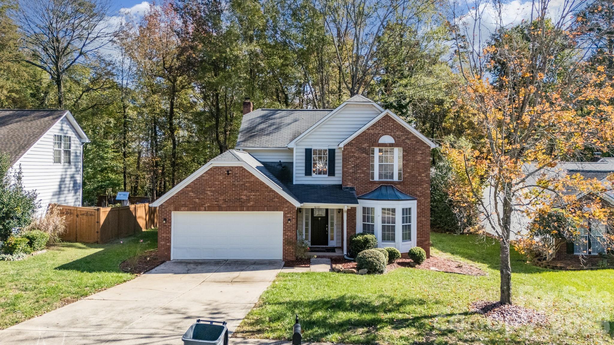 6101 Skyline Drive Property Photo 3