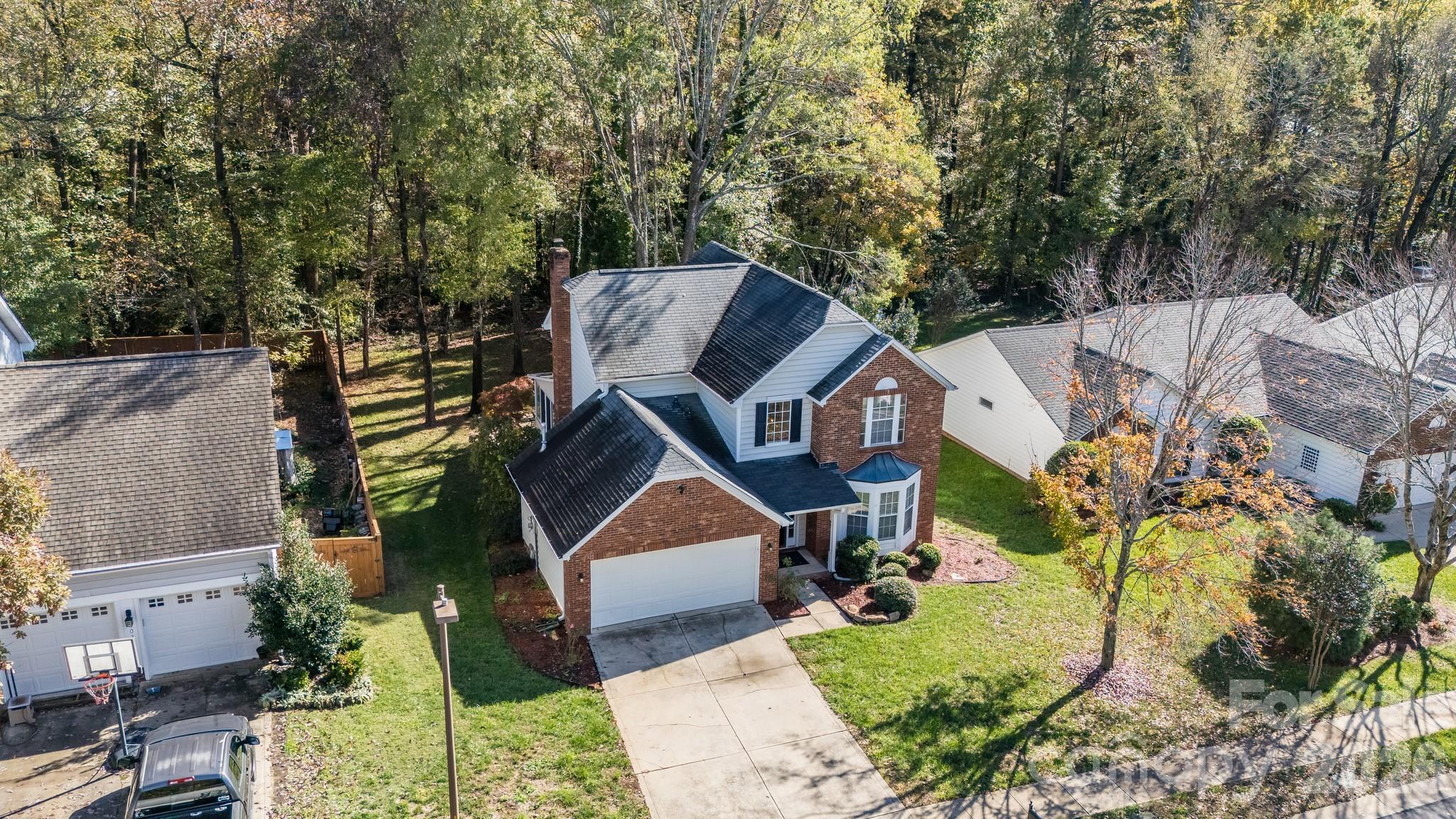 6101 Skyline Drive Property Photo 6