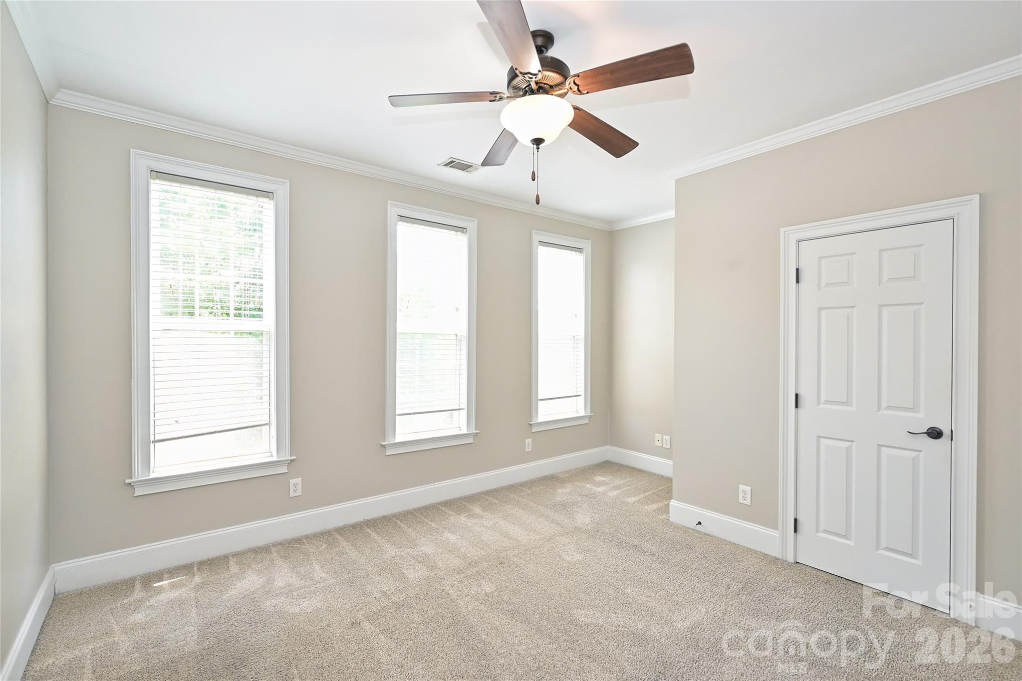 5732 Village Drive Property Photo 18