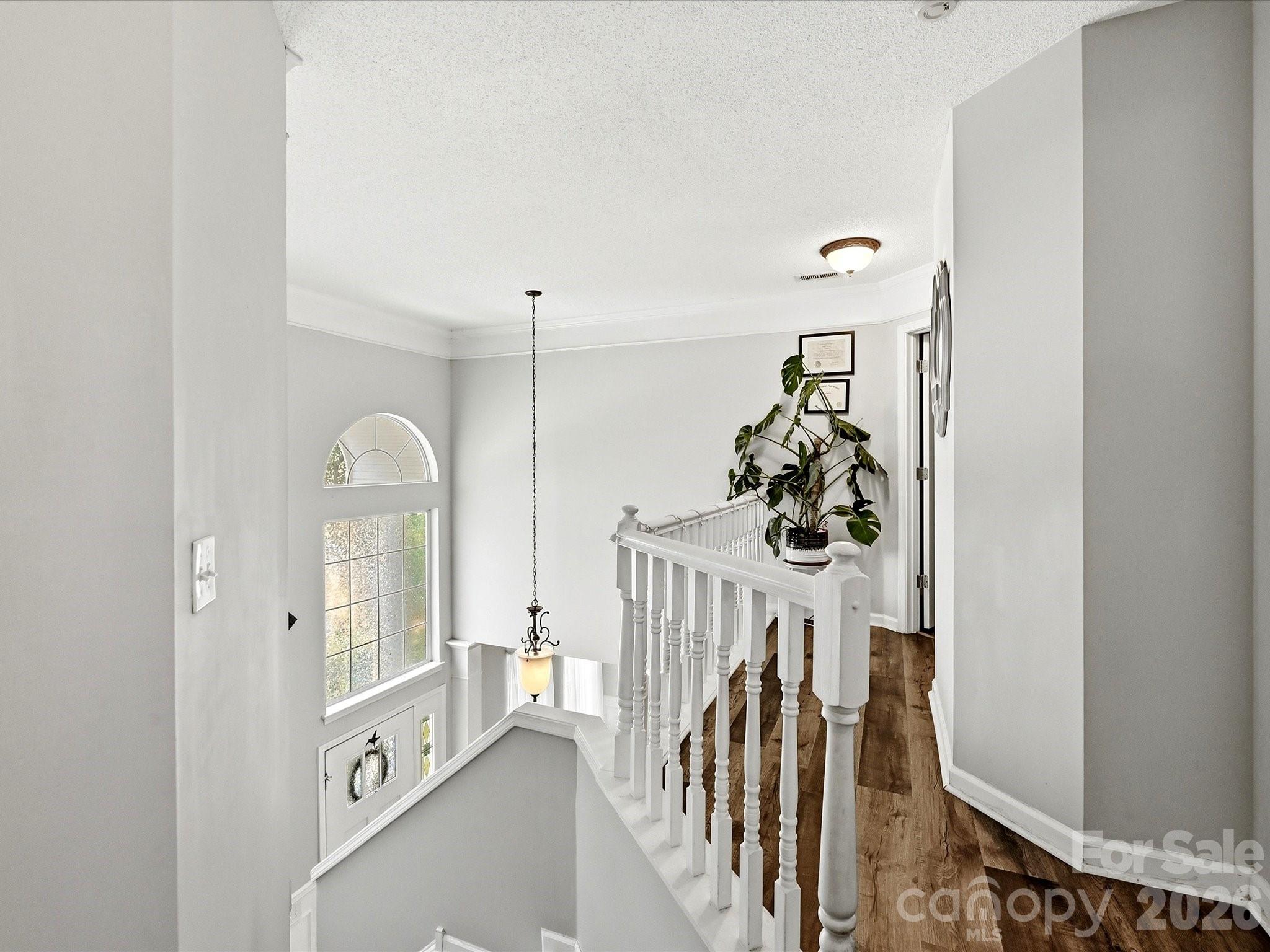 100 Aylesbury Lane Property Photo 16