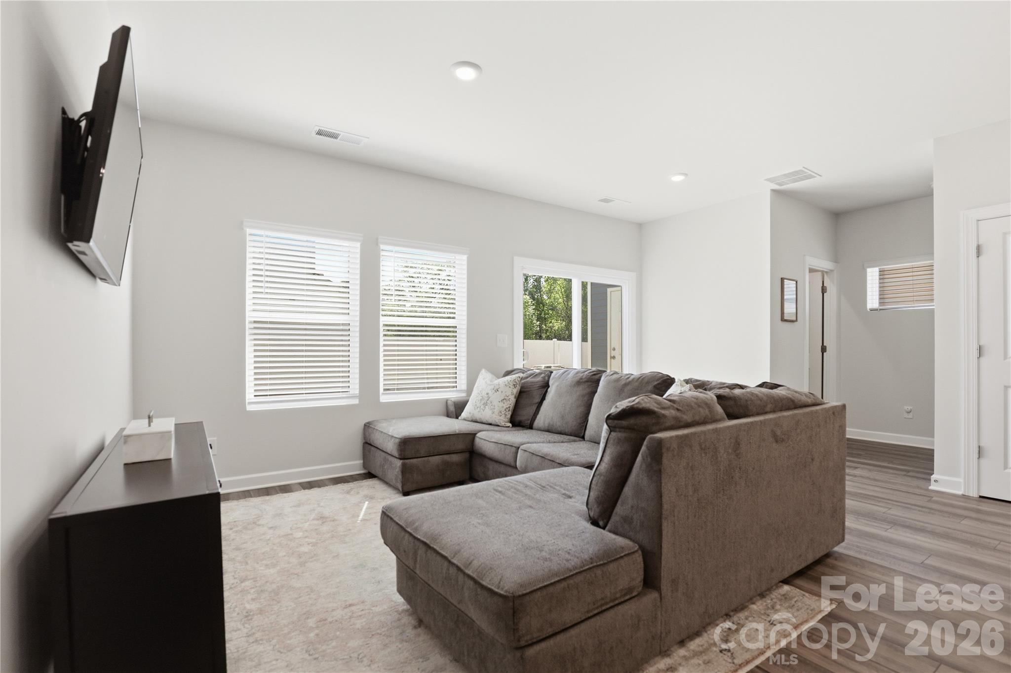 2317 Belterra Drive Property Photo 8