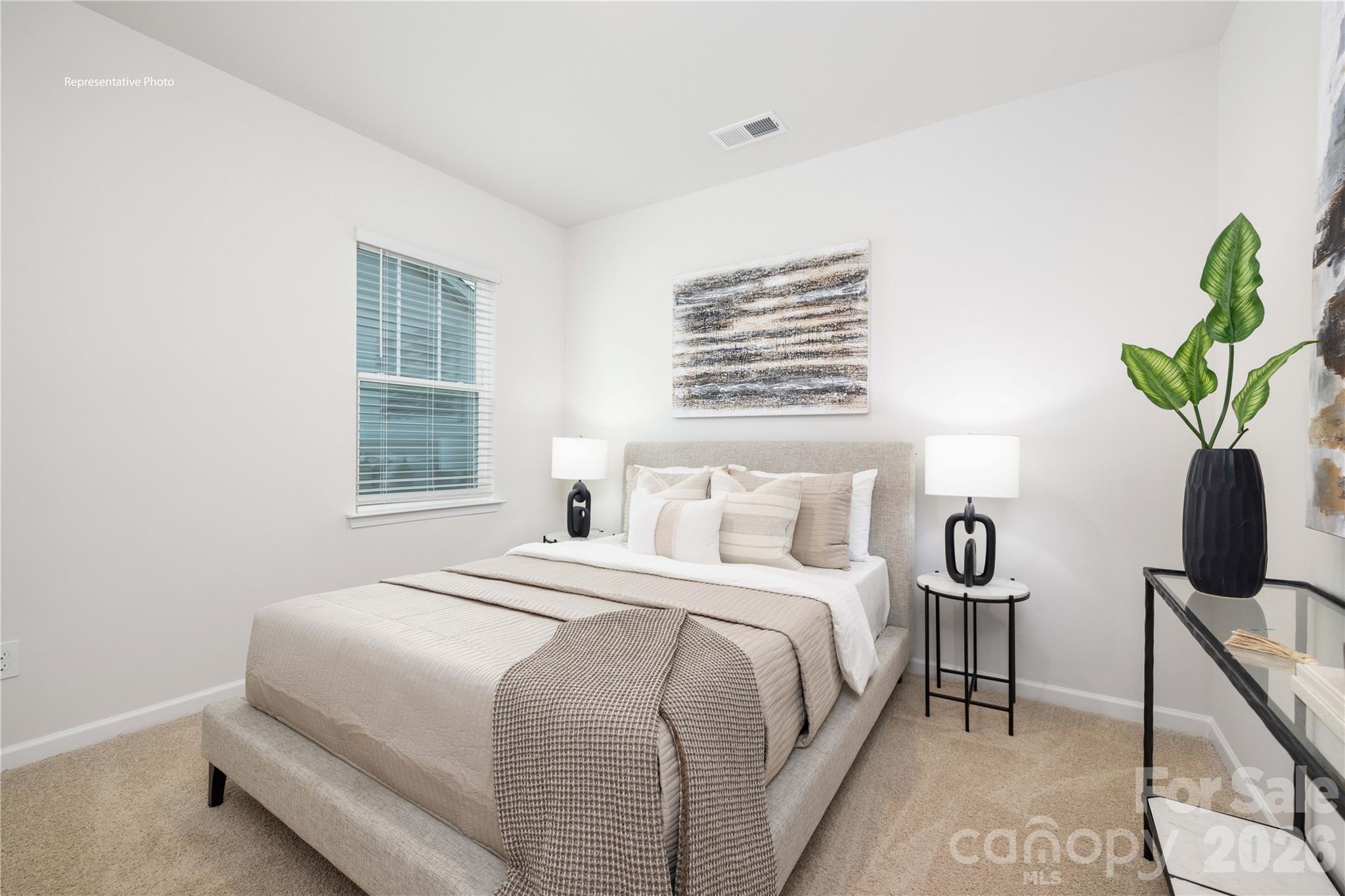 2027 Moorside Court Property Photo 17