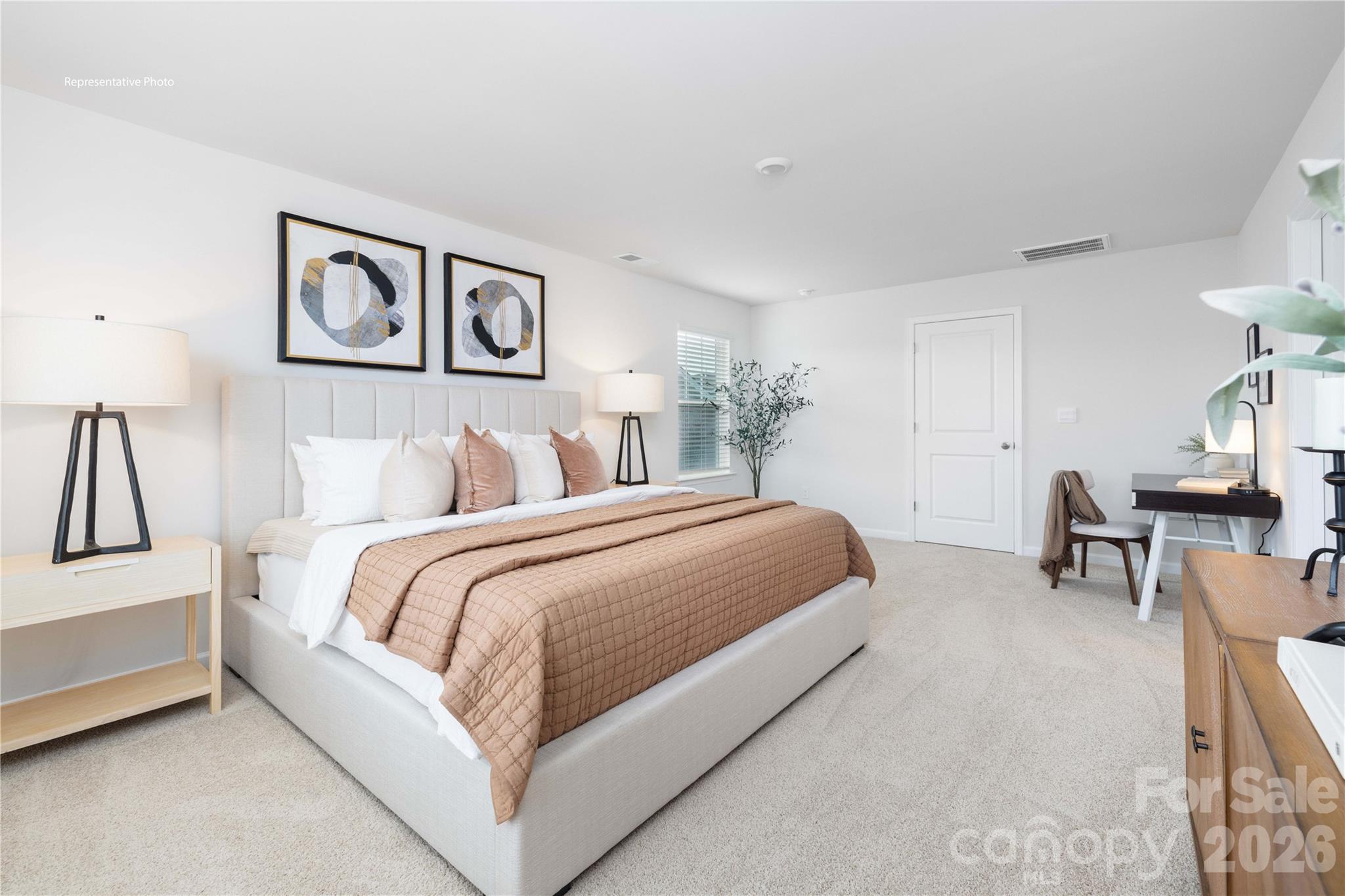 2027 Moorside Court Property Photo 19