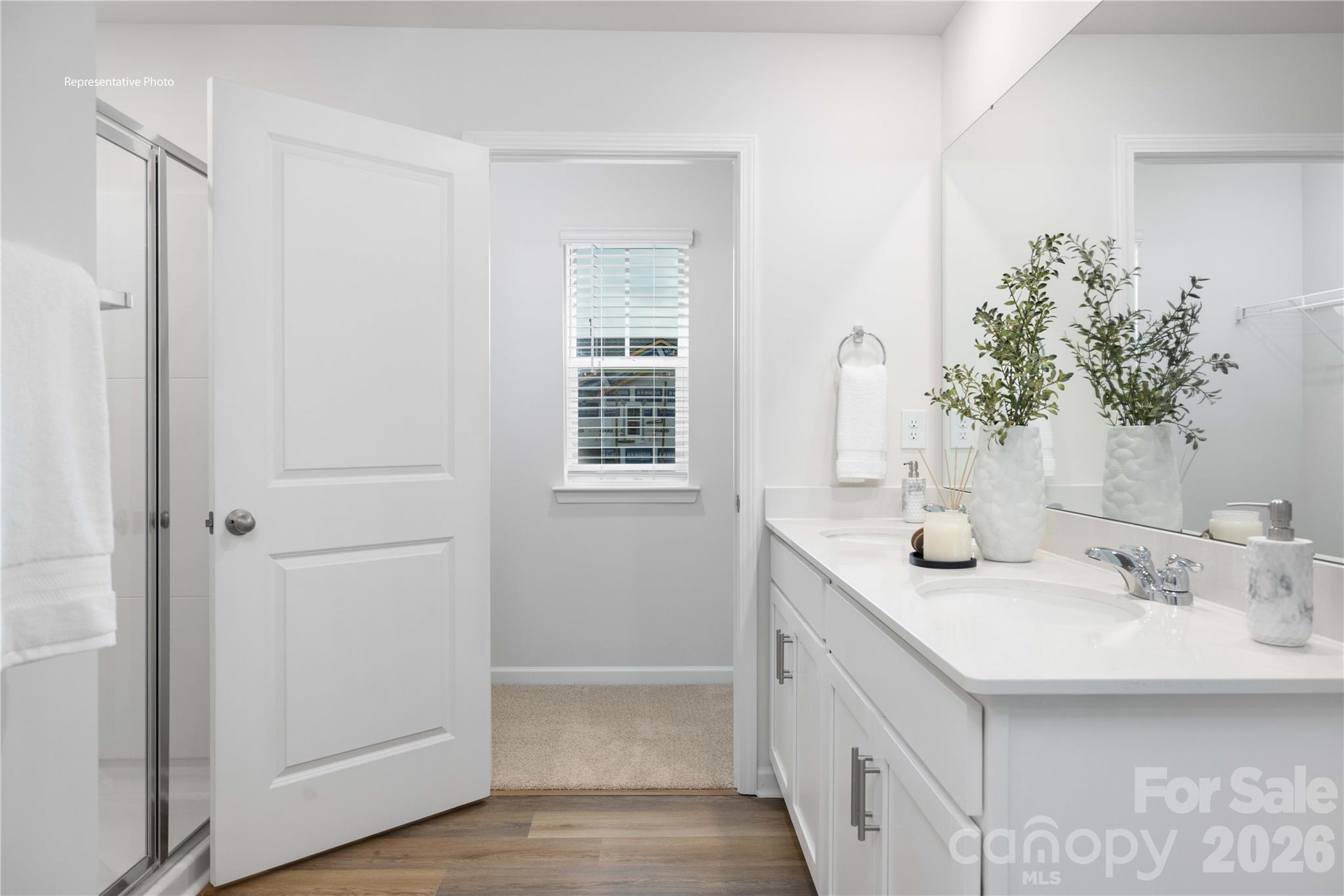 2027 Moorside Court Property Photo 23