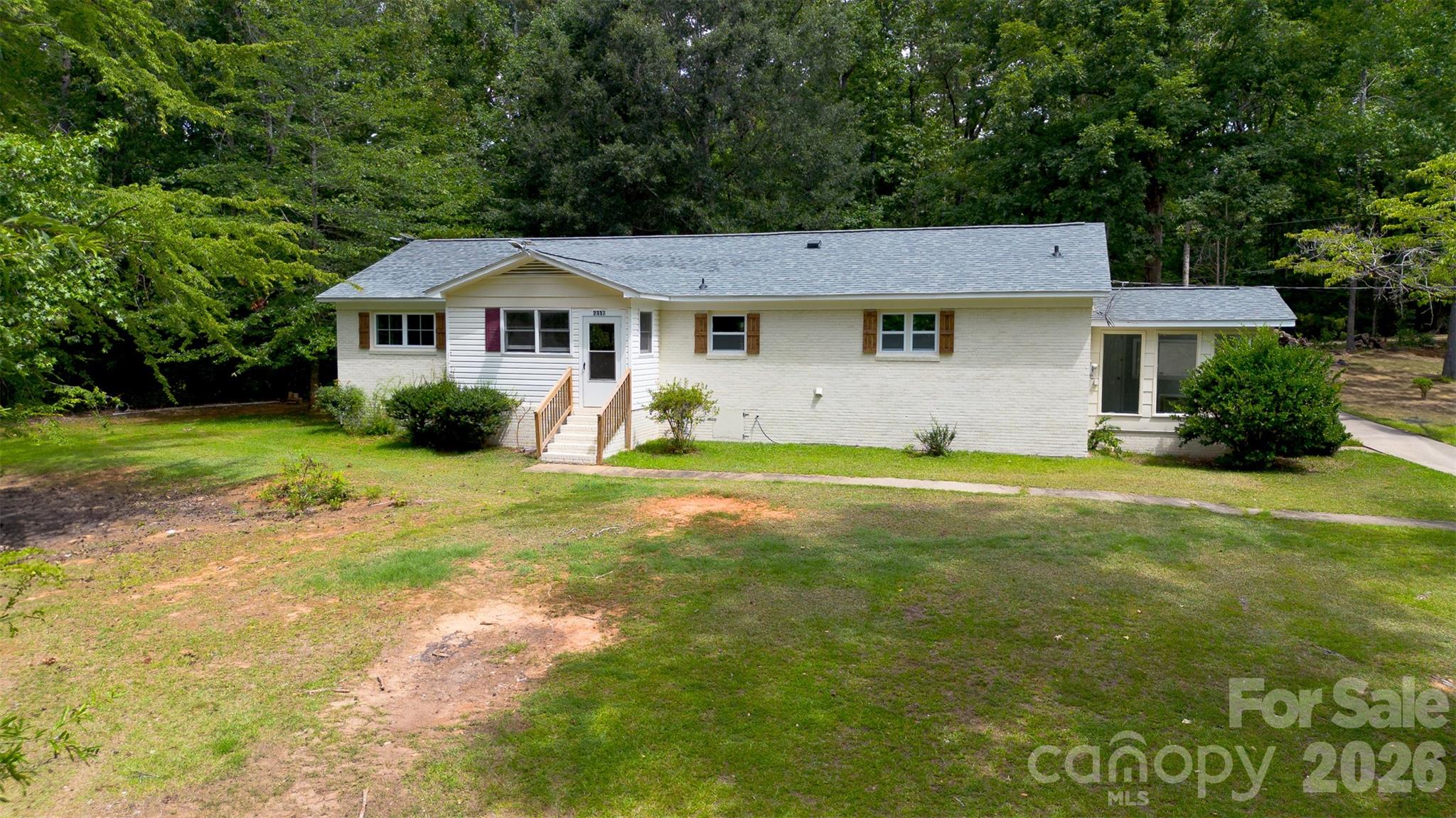 2117 Emma Circle Property Photo 2