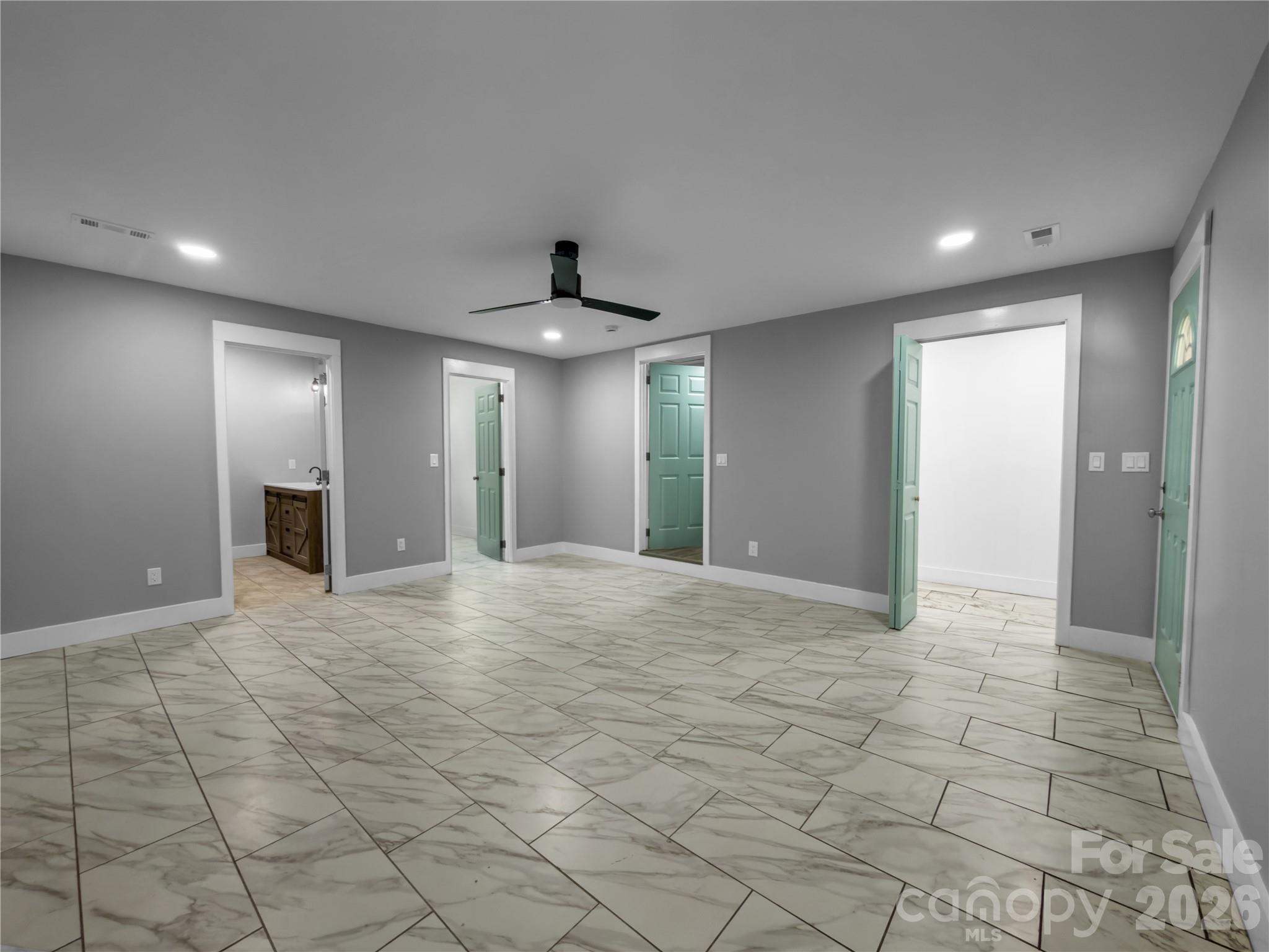 2117 Emma Circle Property Photo 18