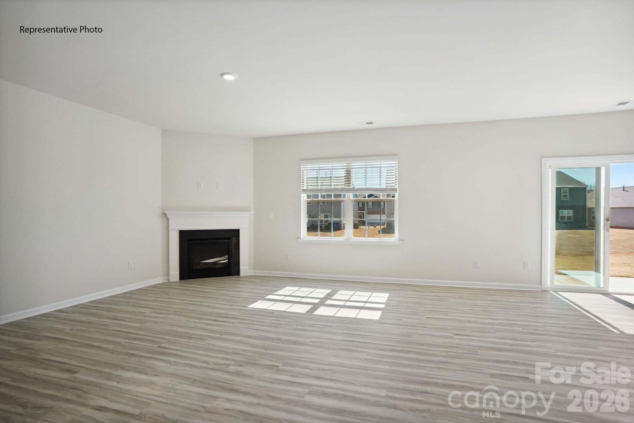 2031 Moorside Court Property Photo 8