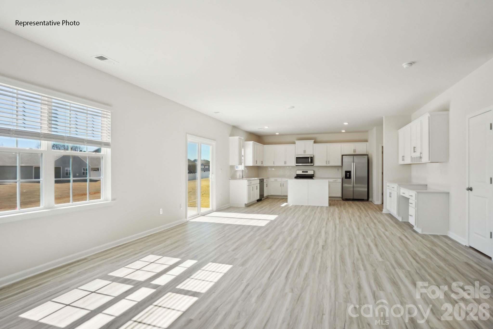 2031 Moorside Court Property Photo 14