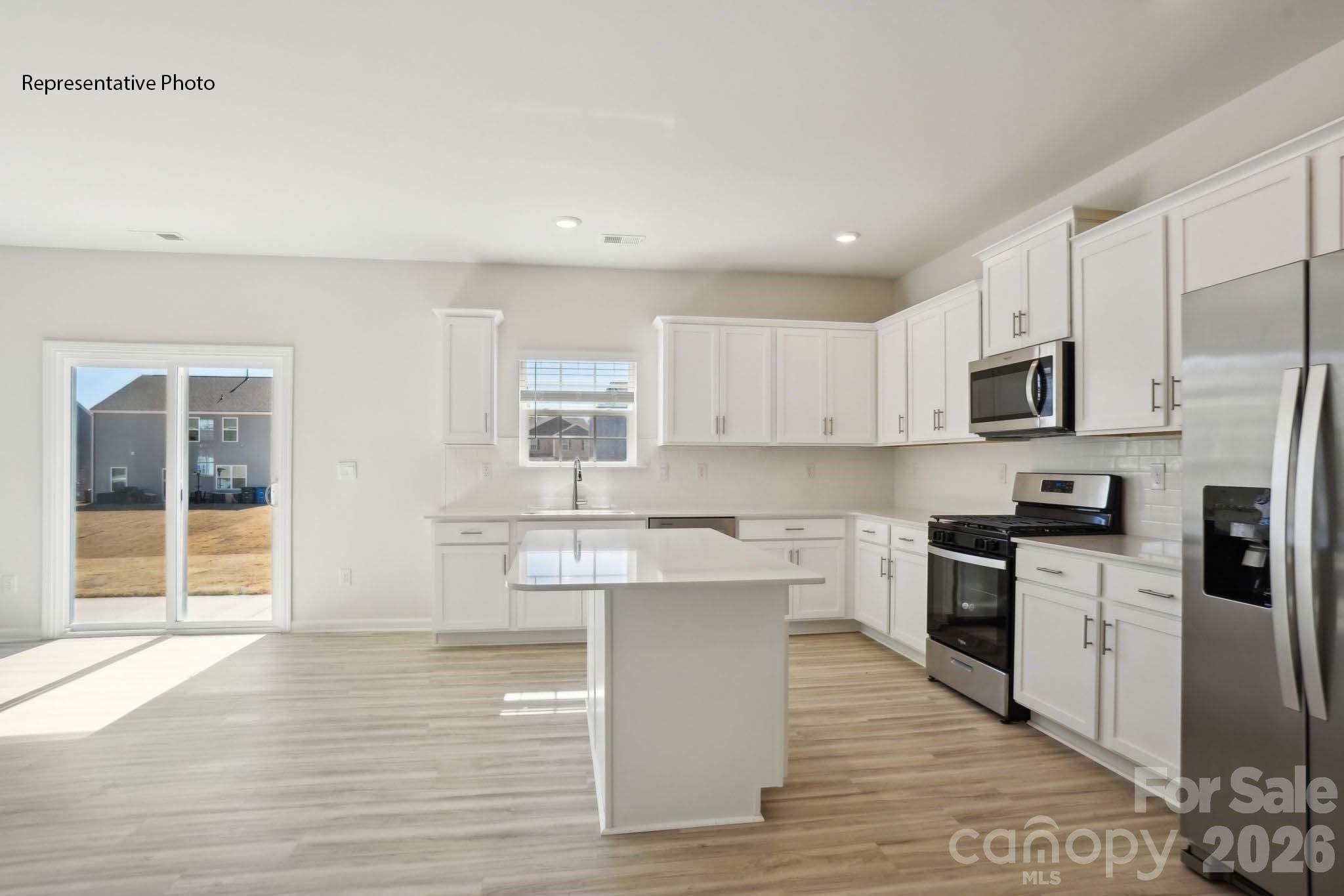 2031 Moorside Court Property Photo 23