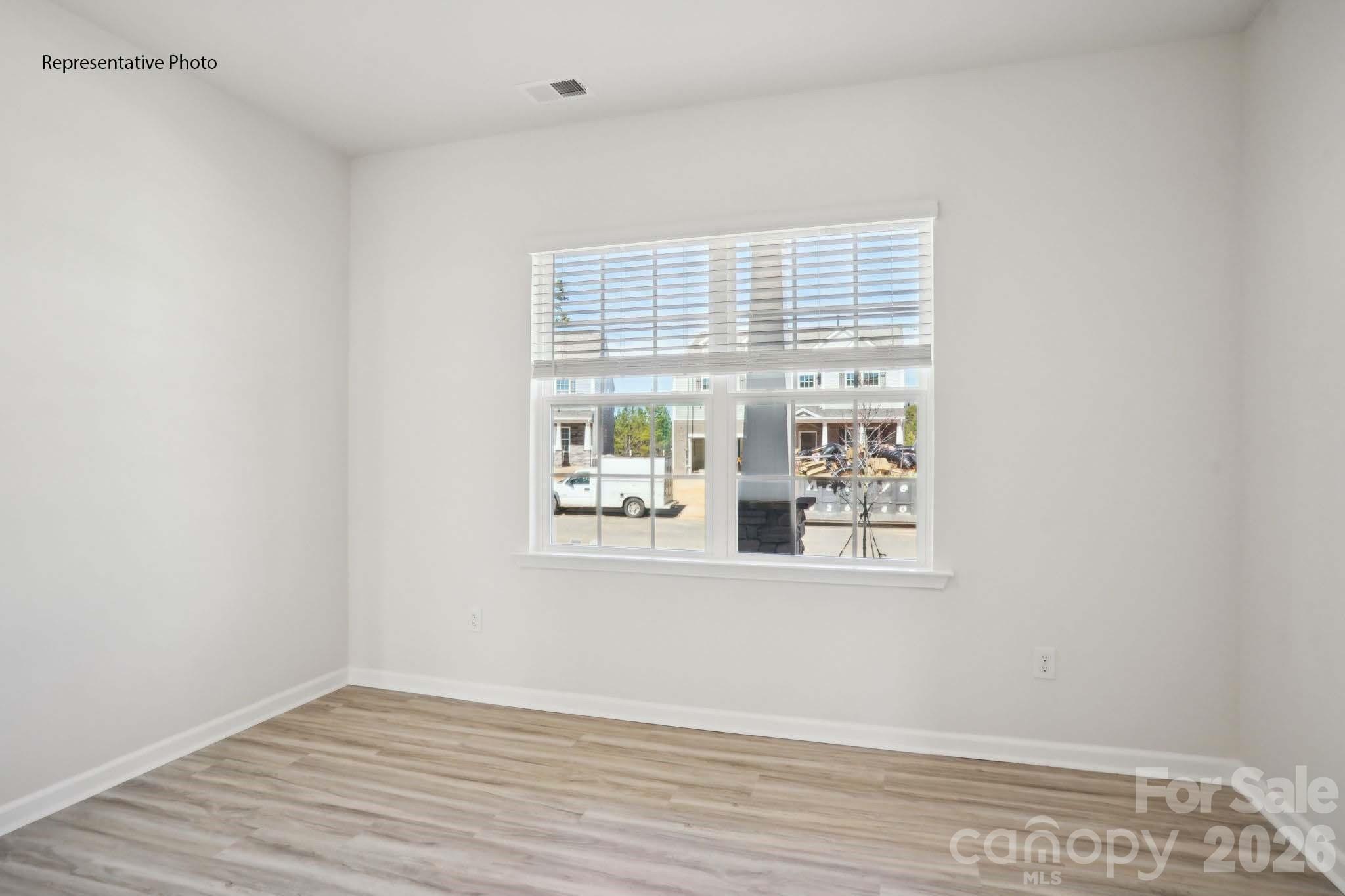 2031 Moorside Court Property Photo 26