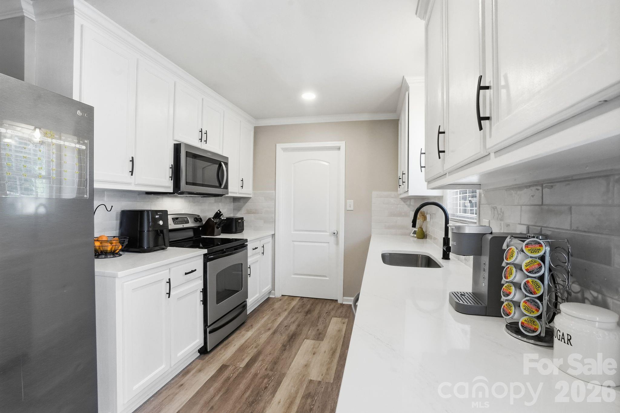 107 Wendover Drive Property Photo 18