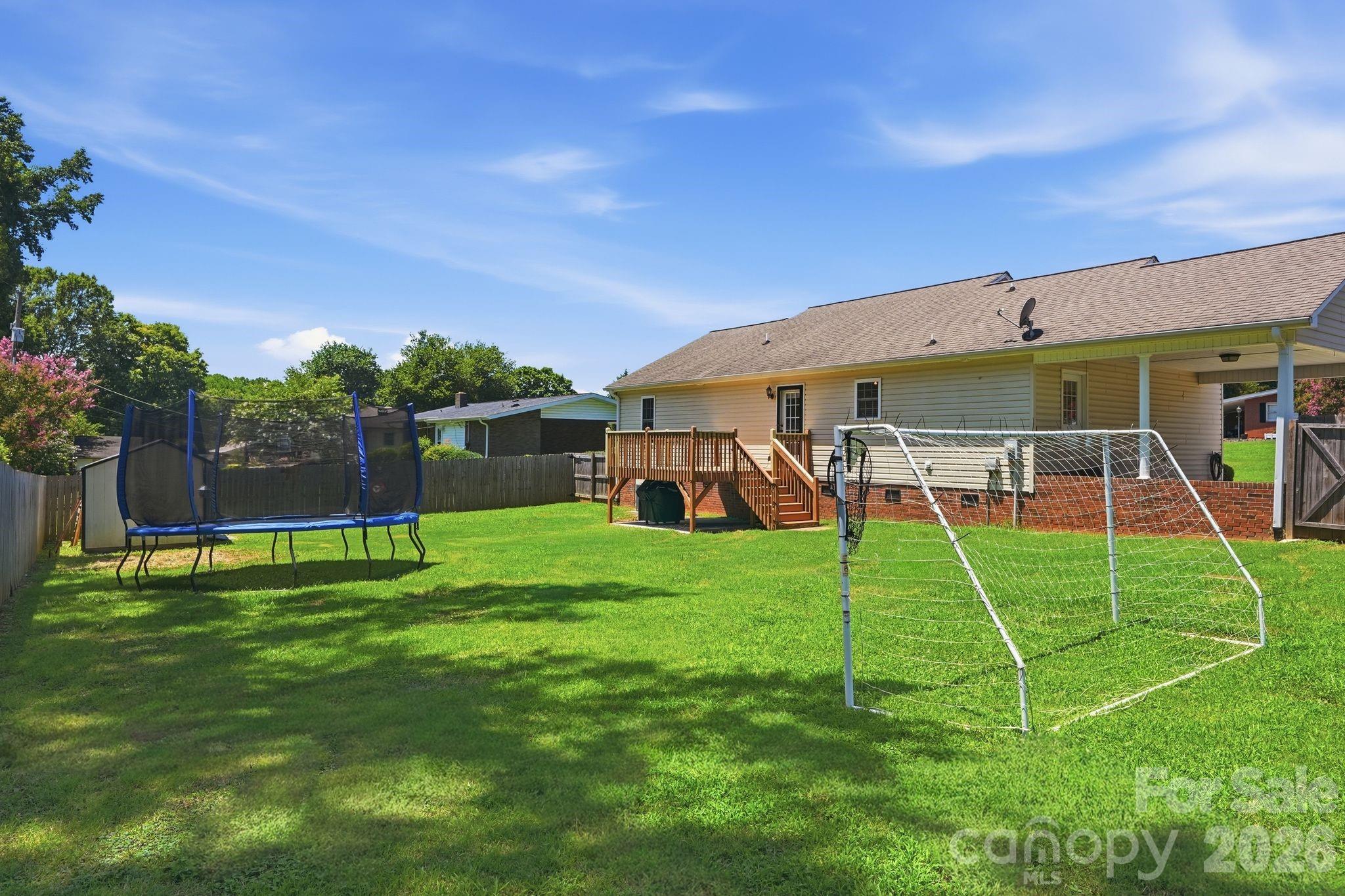 107 Wendover Drive Property Photo 33
