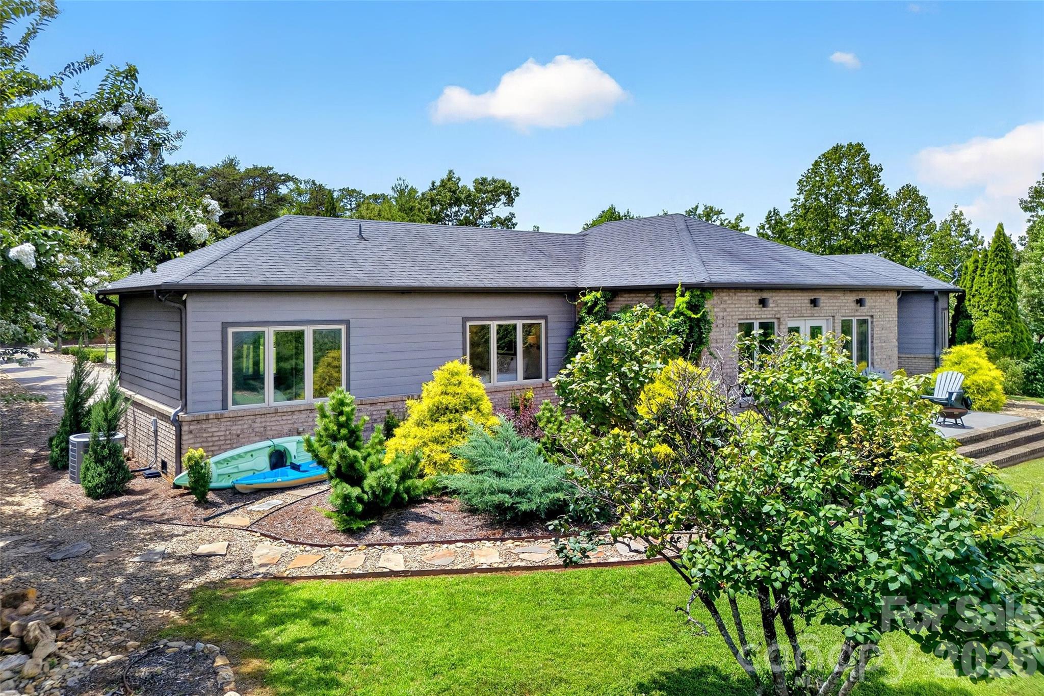 362 Captains Drive Property Photo 8