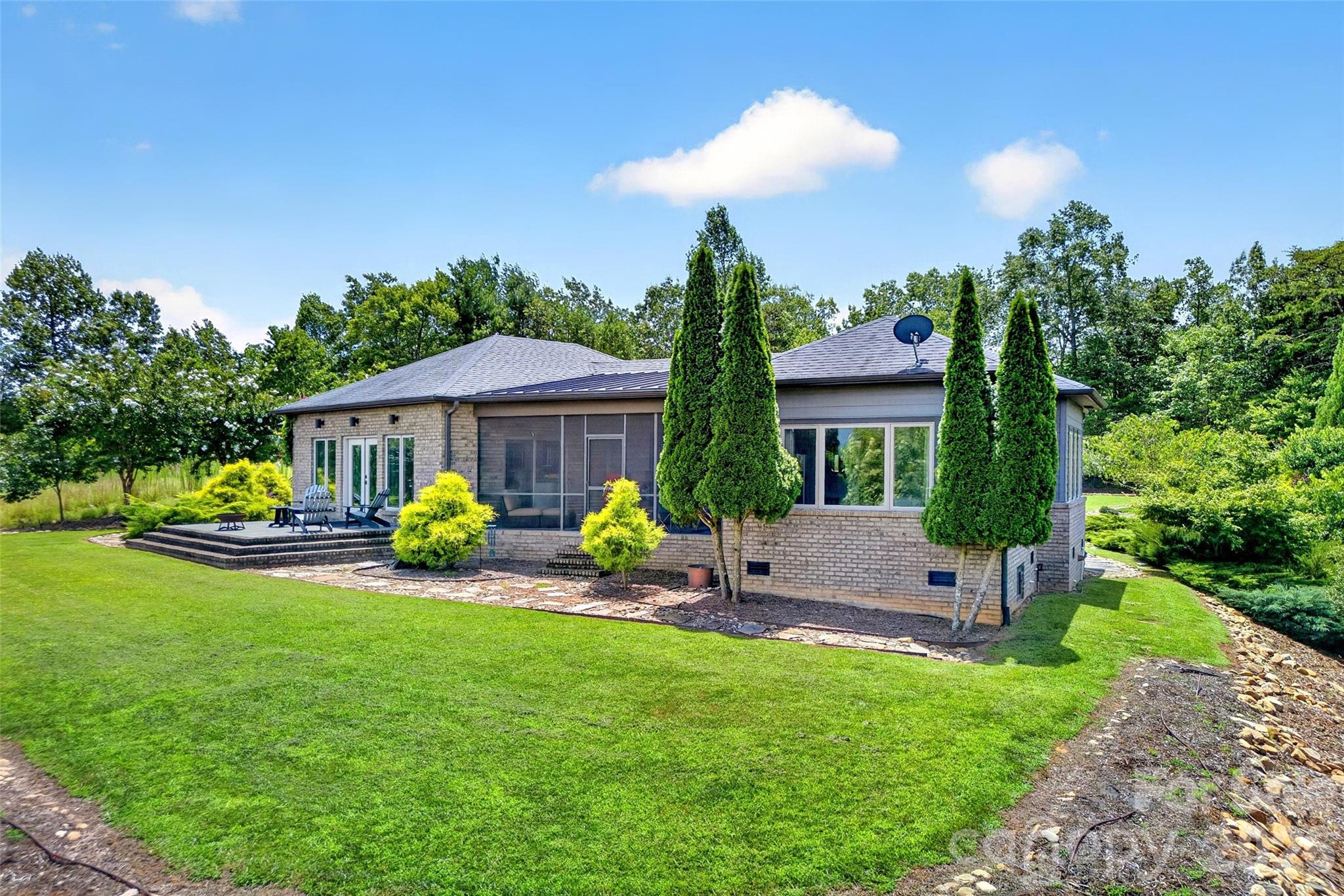 362 Captains Drive Property Photo 9