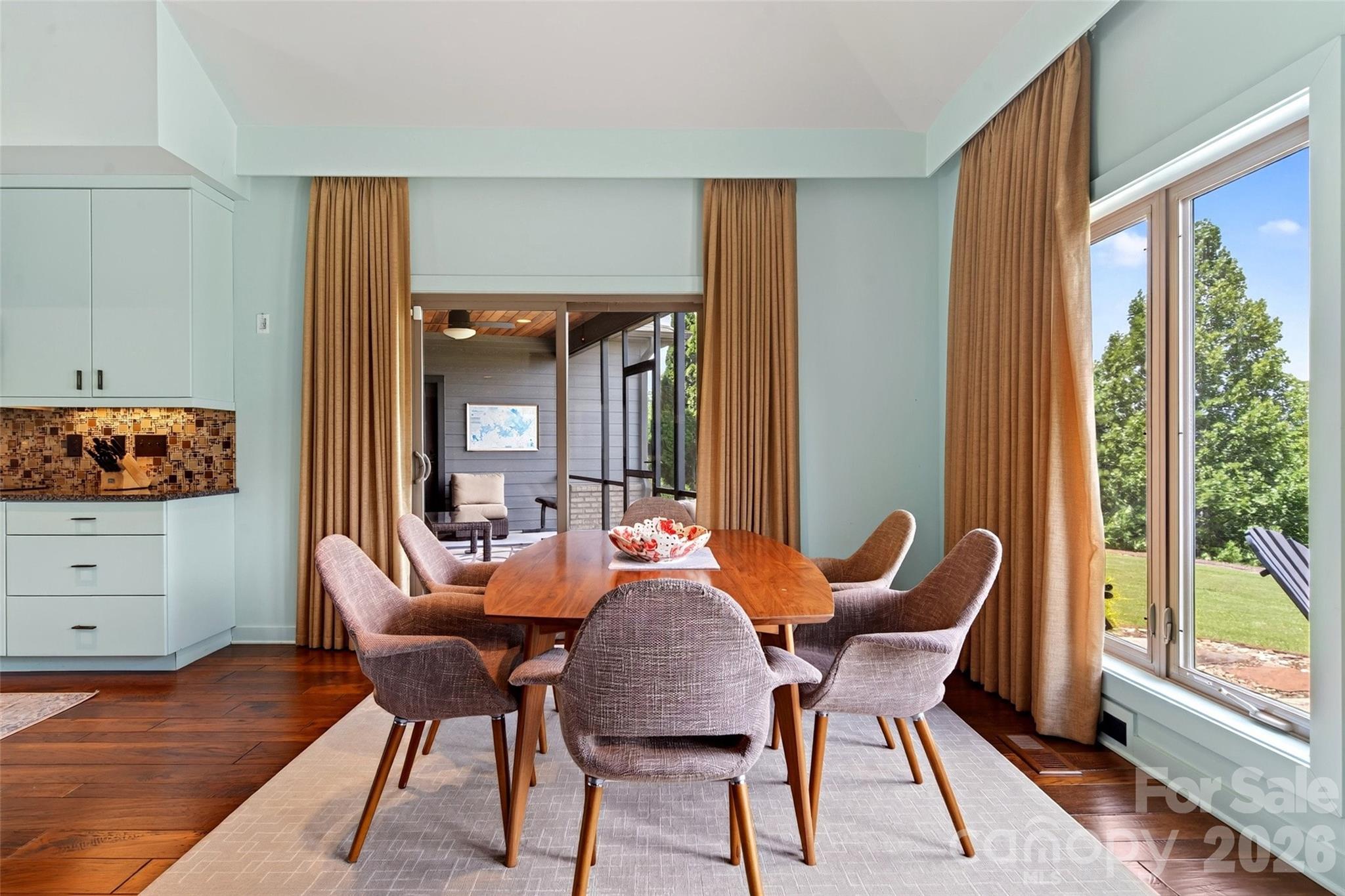 362 Captains Drive Property Photo 17