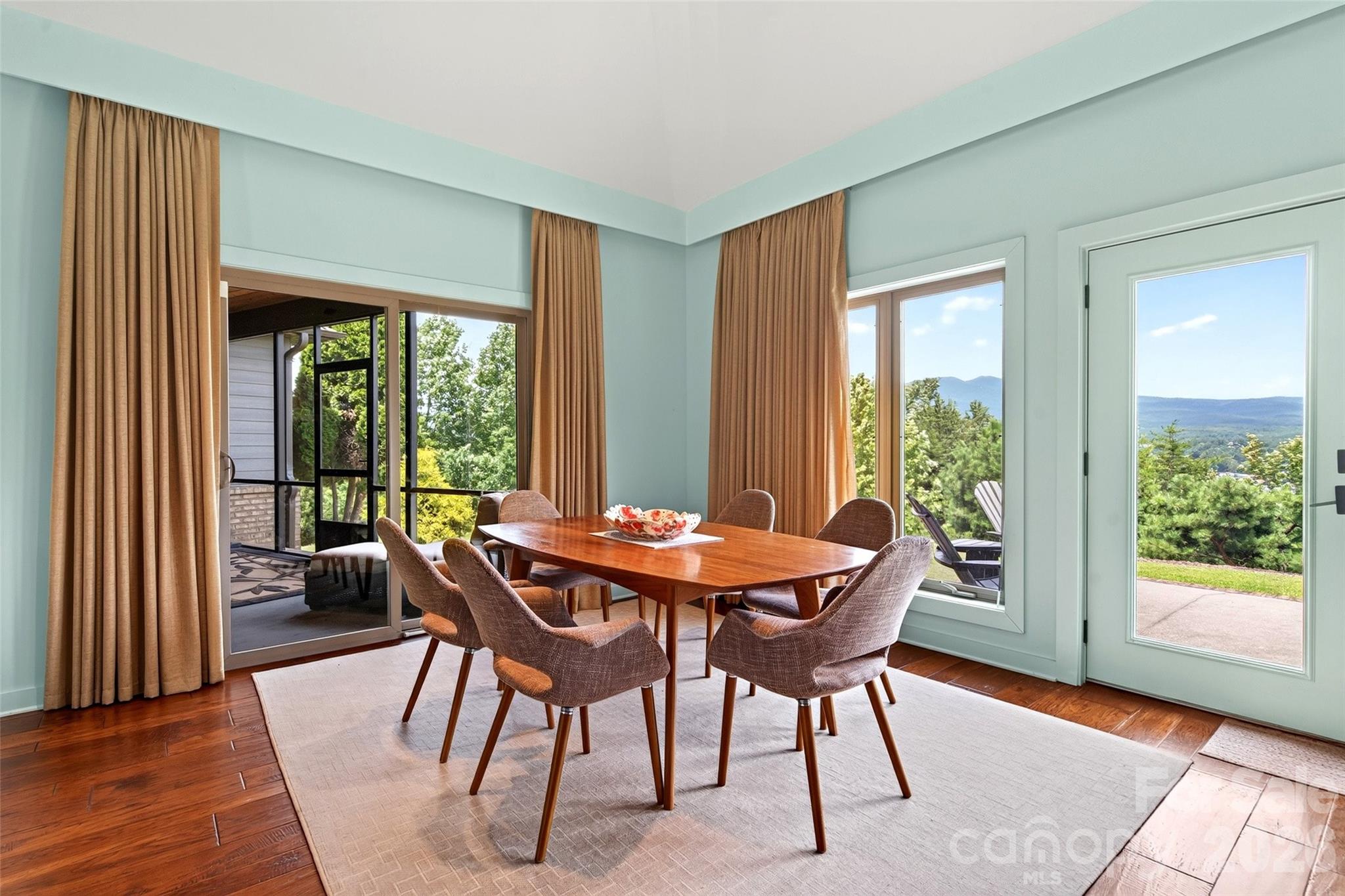 362 Captains Drive Property Photo 18