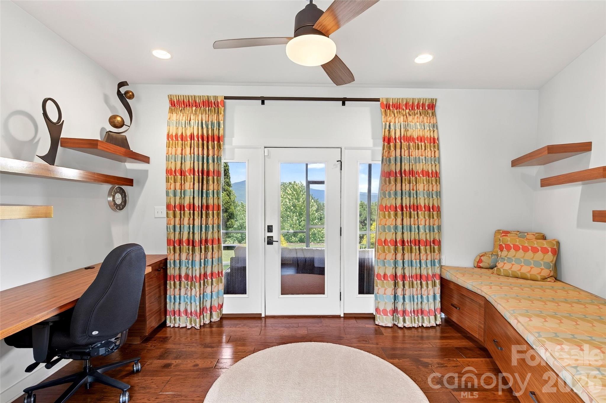 362 Captains Drive Property Photo 25