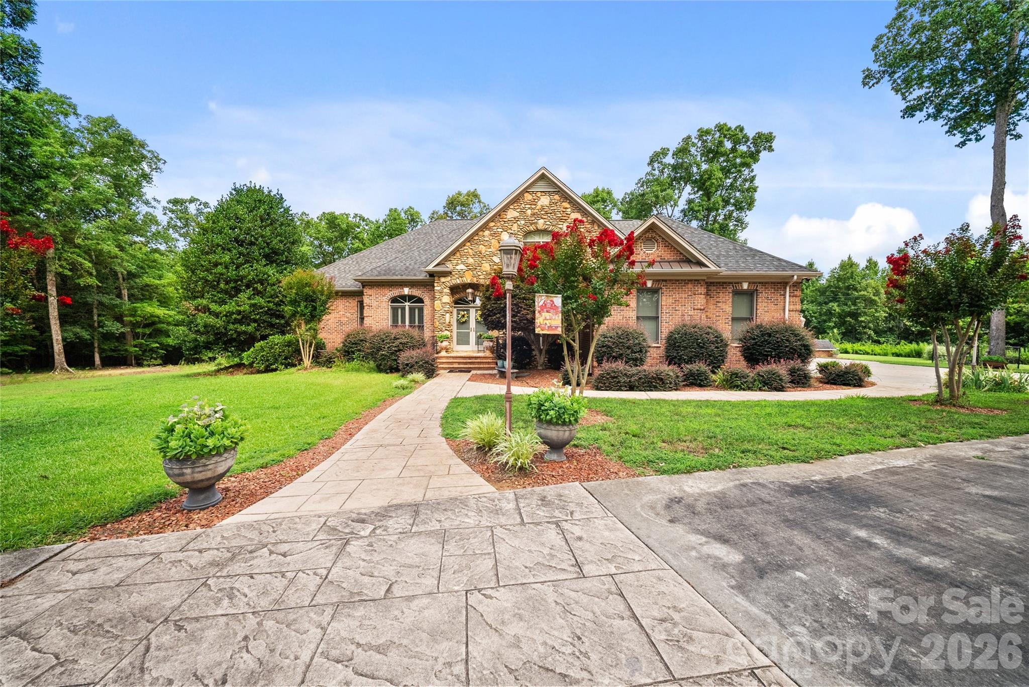 36079 Ridge Street Property Photo 1