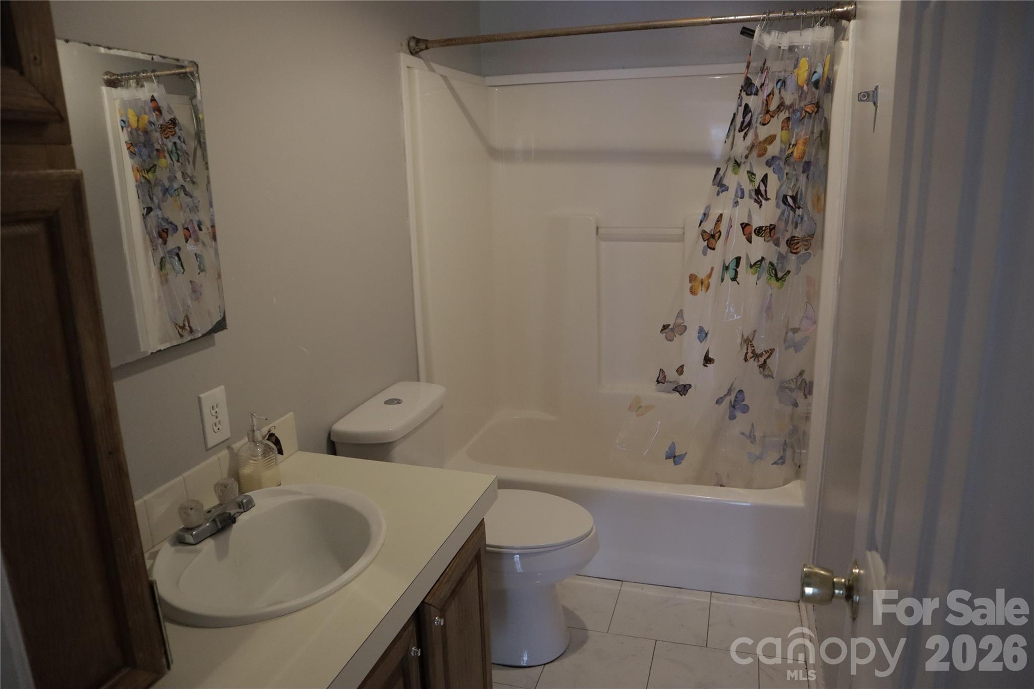 179 W Hilltop Lane Property Photo 12