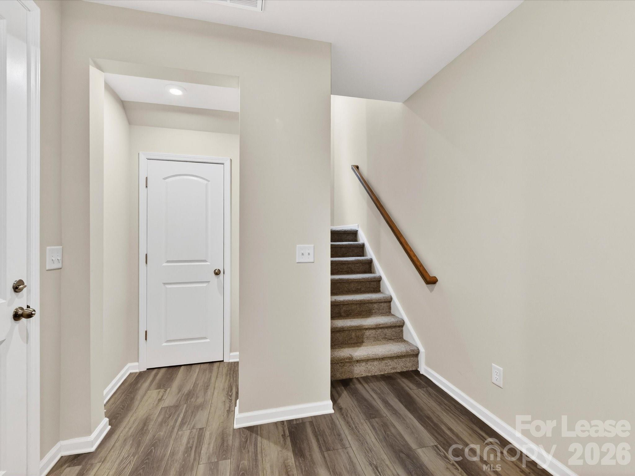 420 Burr Street Property Photo 5