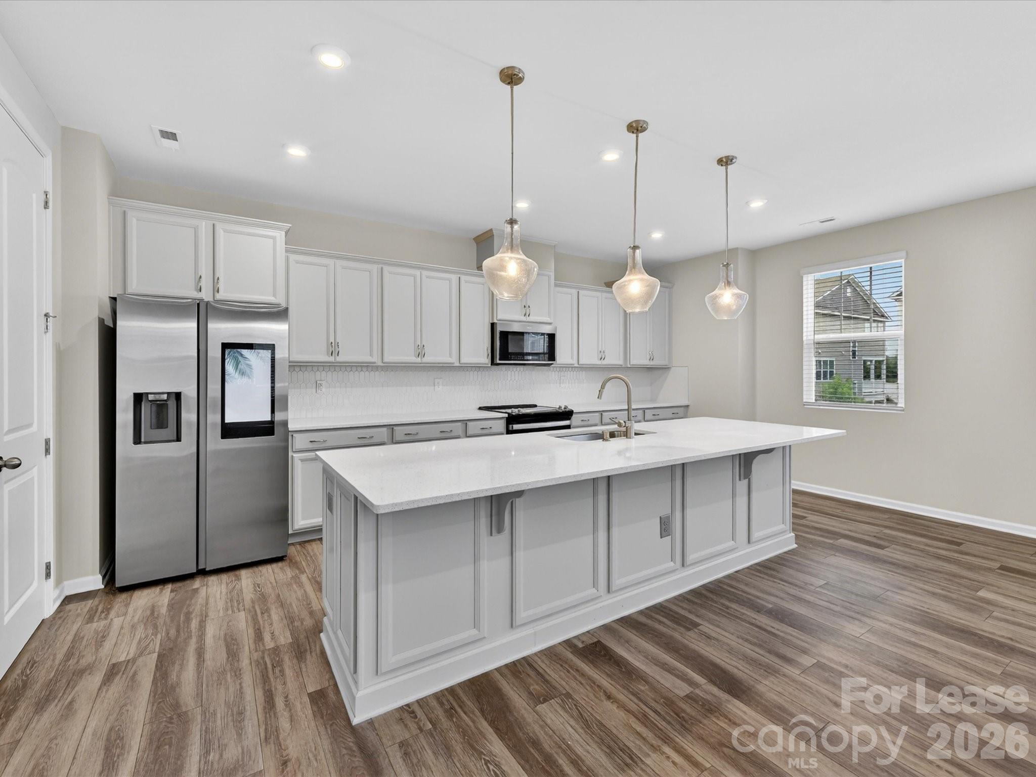 420 Burr Street Property Photo 8