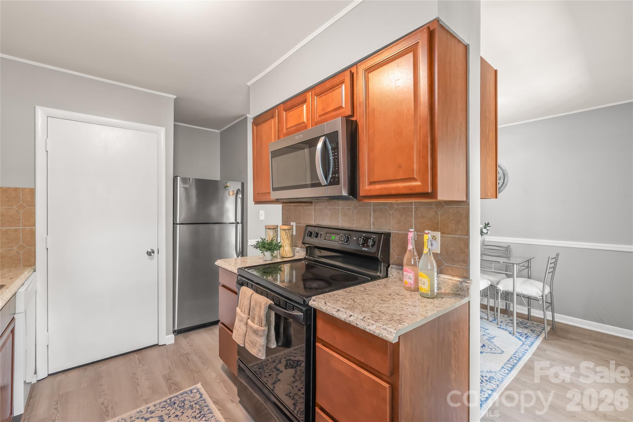 9156 Black Heath Circle B Property Photo 11