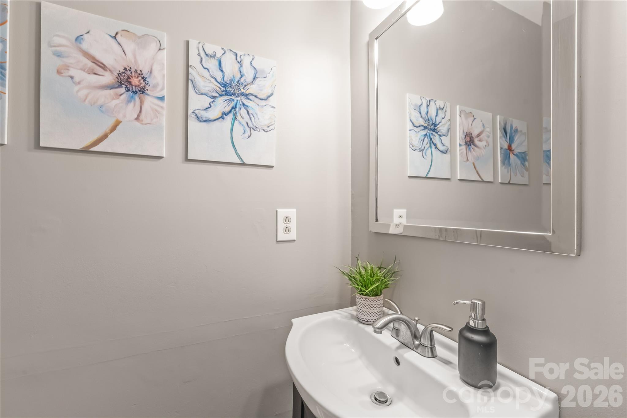 9156 Black Heath Circle B Property Photo 13