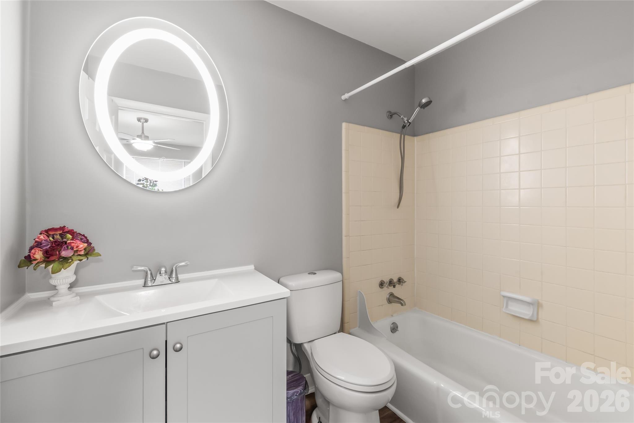 9156 Black Heath Circle B Property Photo 24