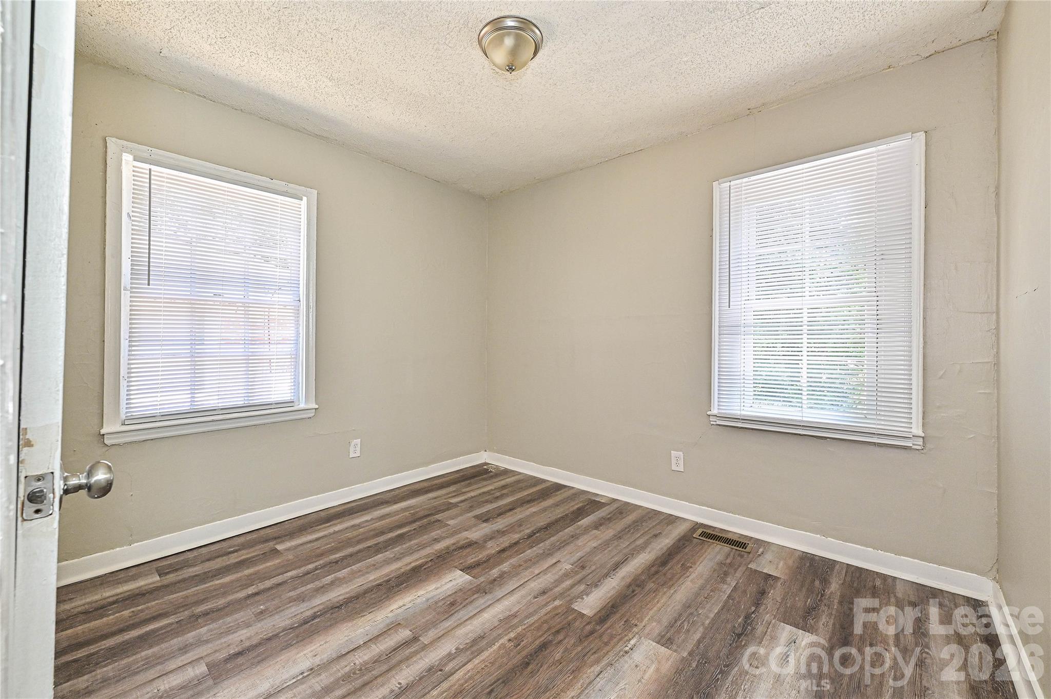 1900 Lasalle Street 1 Property Photo 14