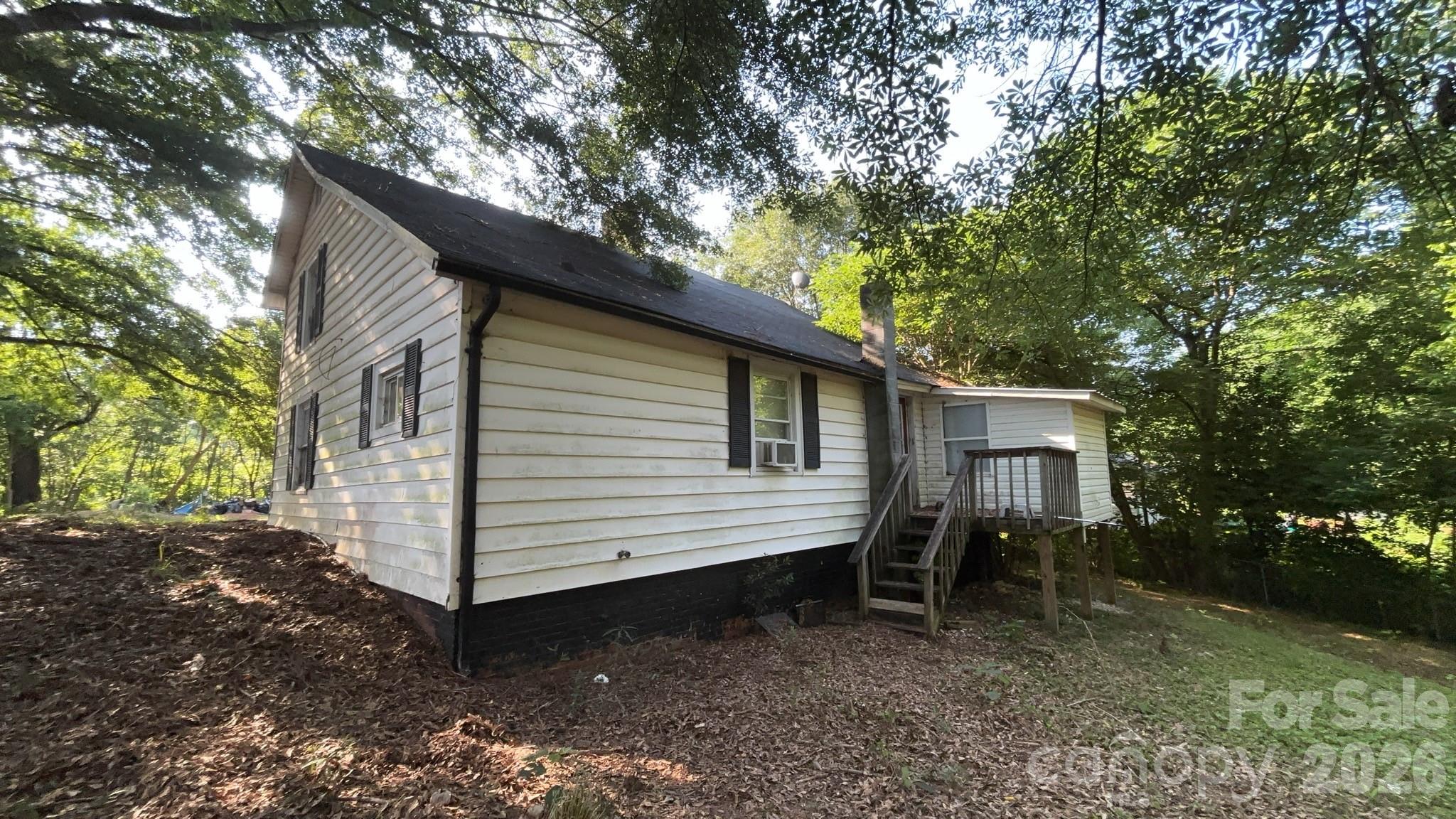 166 Main Street Property Photo 5