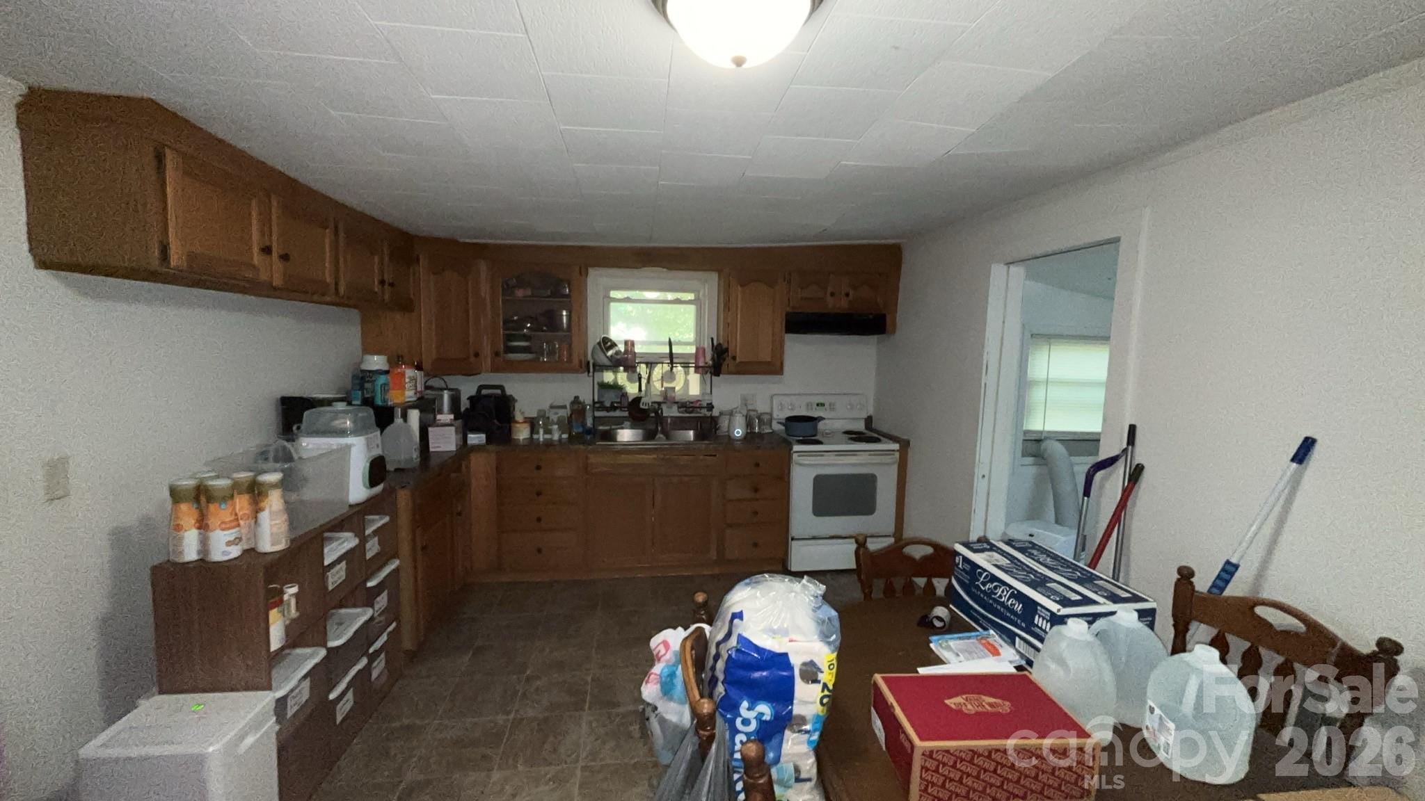 166 Main Street Property Photo 8