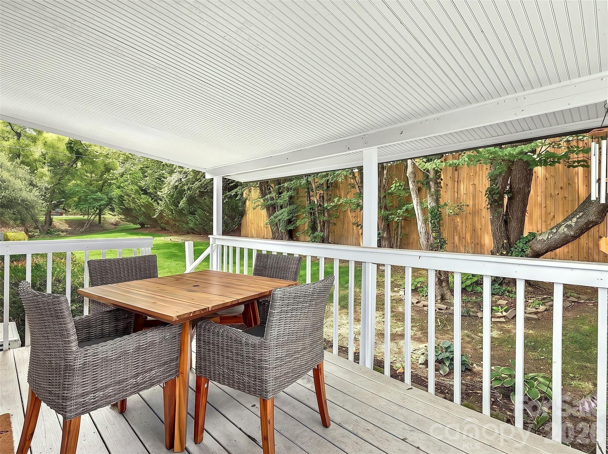 2 Shady Oak Lane Property Photo 21