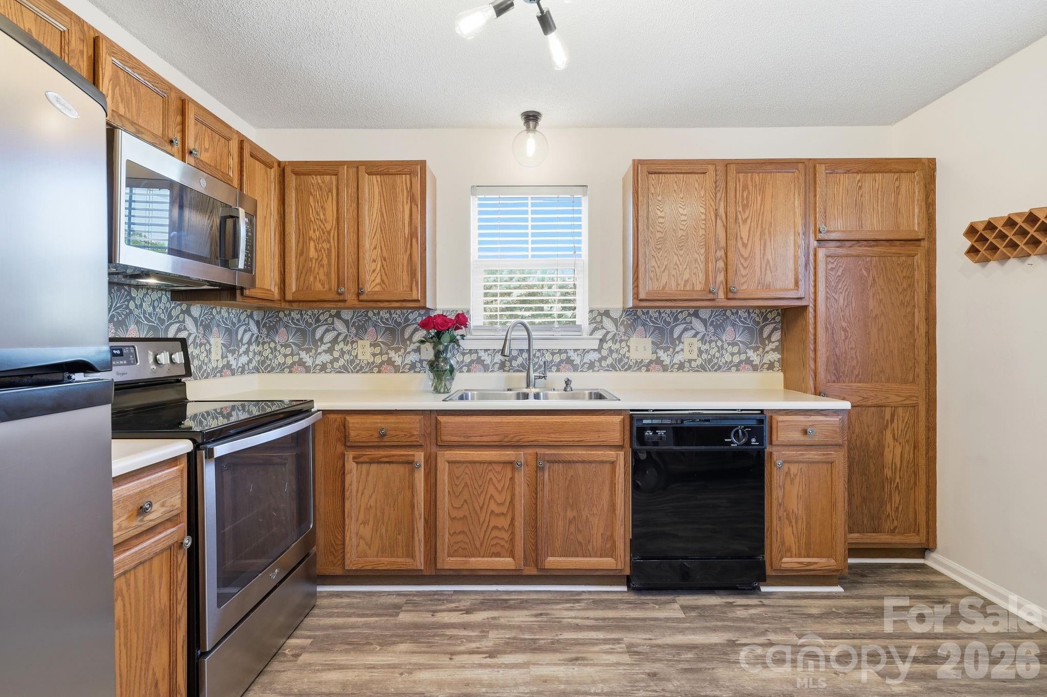 2705 Deermouse Way Property Photo 5