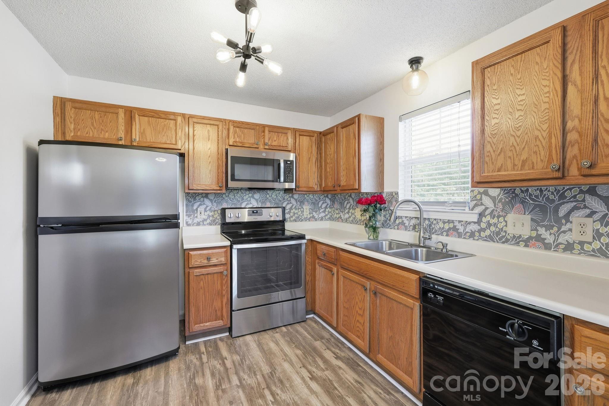 2705 Deermouse Way Property Photo 6