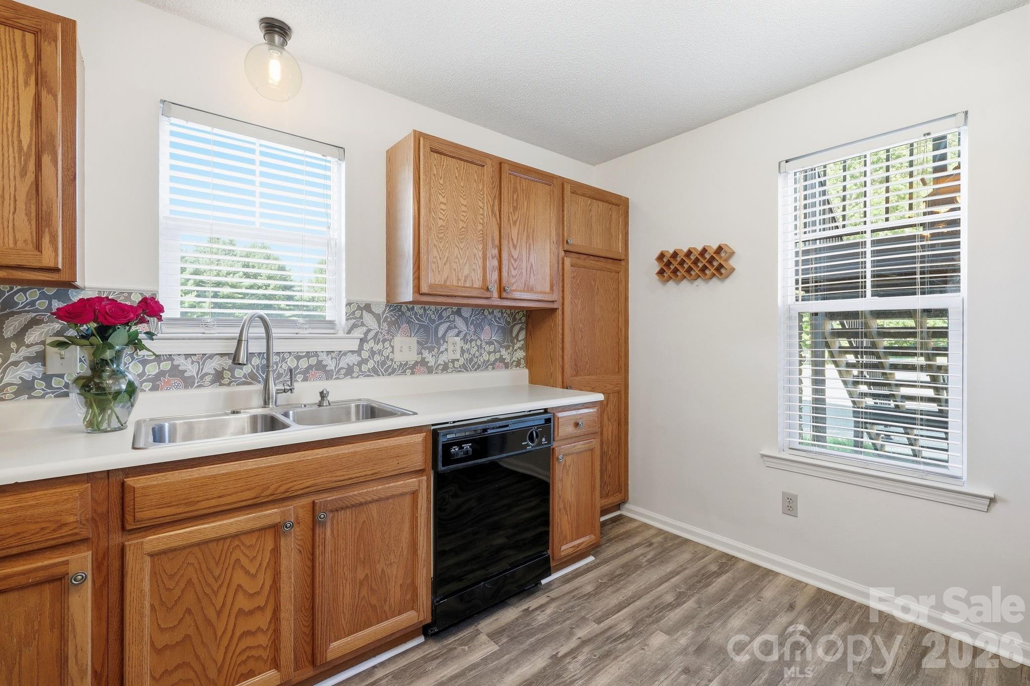 2705 Deermouse Way Property Photo 7